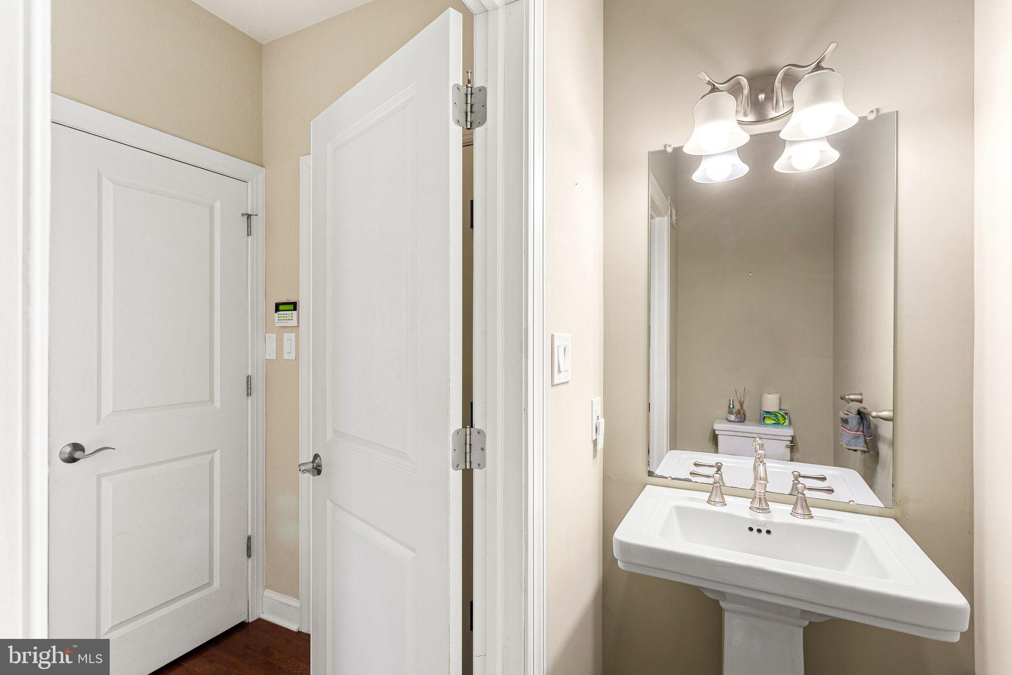 LAMPLIGHTER AT BLUE - Residential