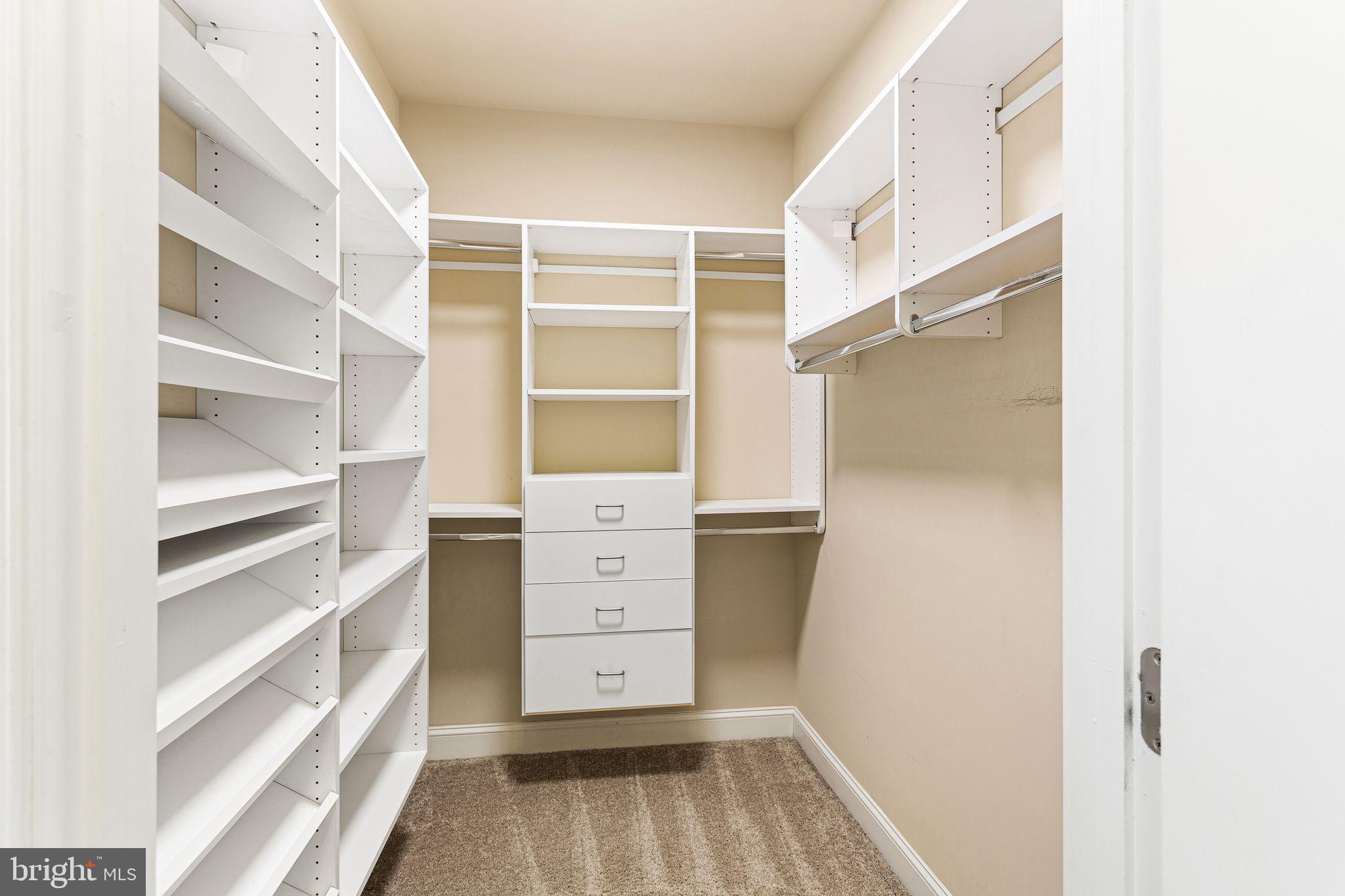 LAMPLIGHTER AT BLUE - Residential