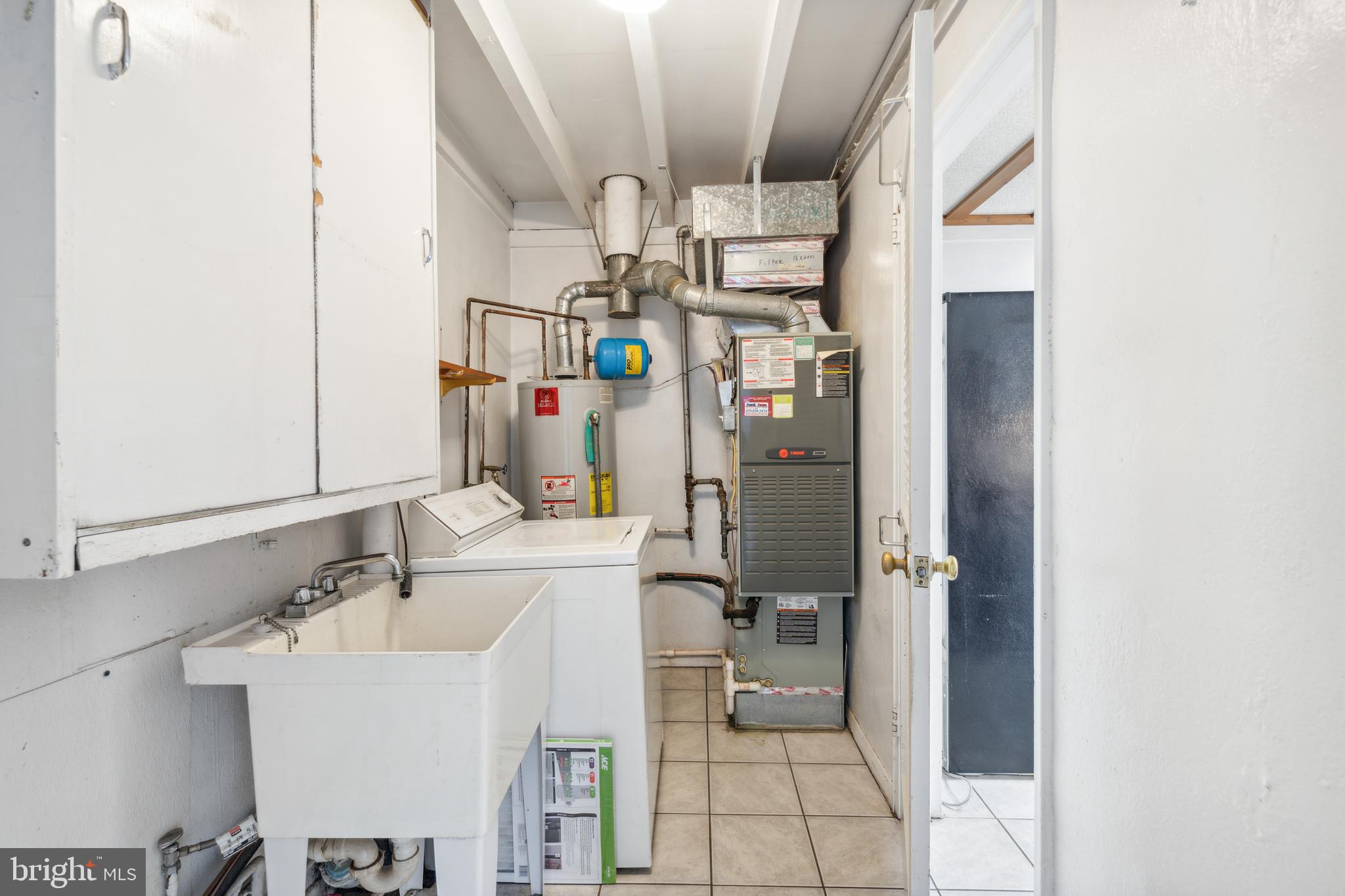 SOMERSET - Residential