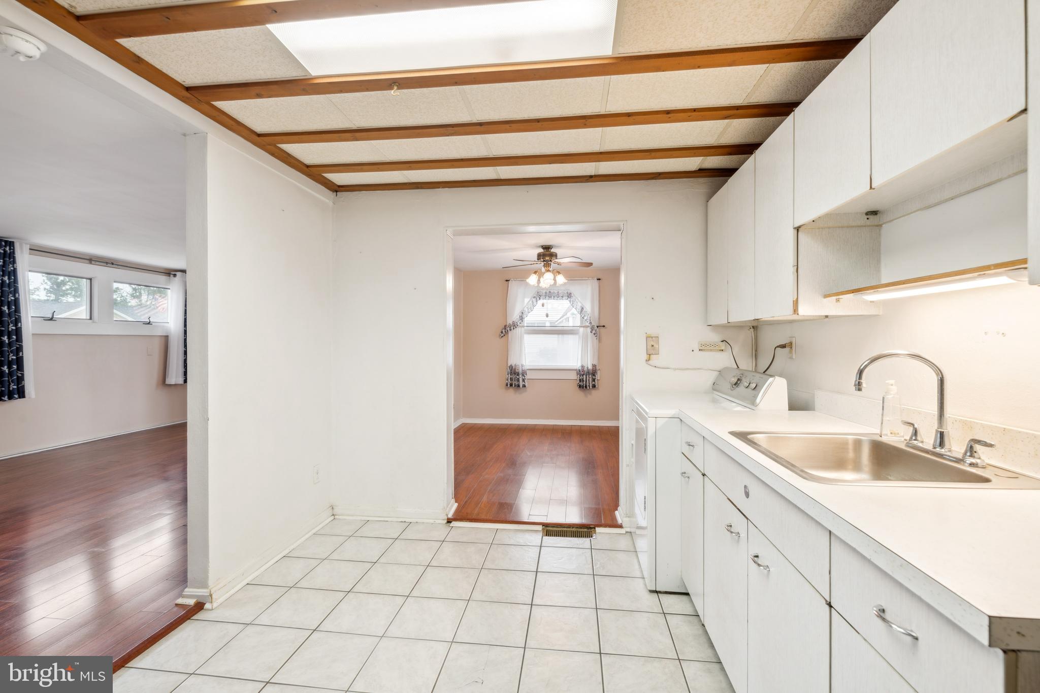 SOMERSET - Residential