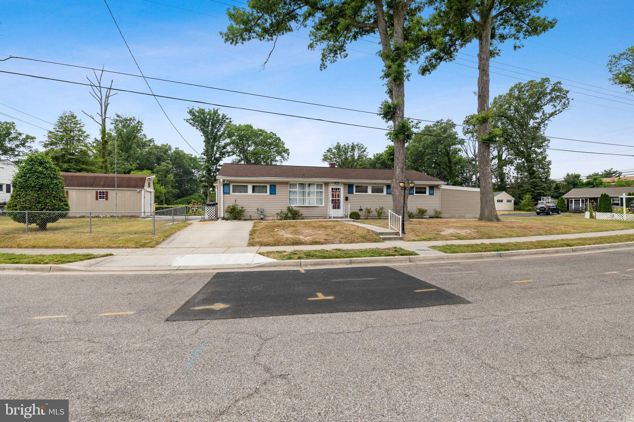 SOMERSET - Residential