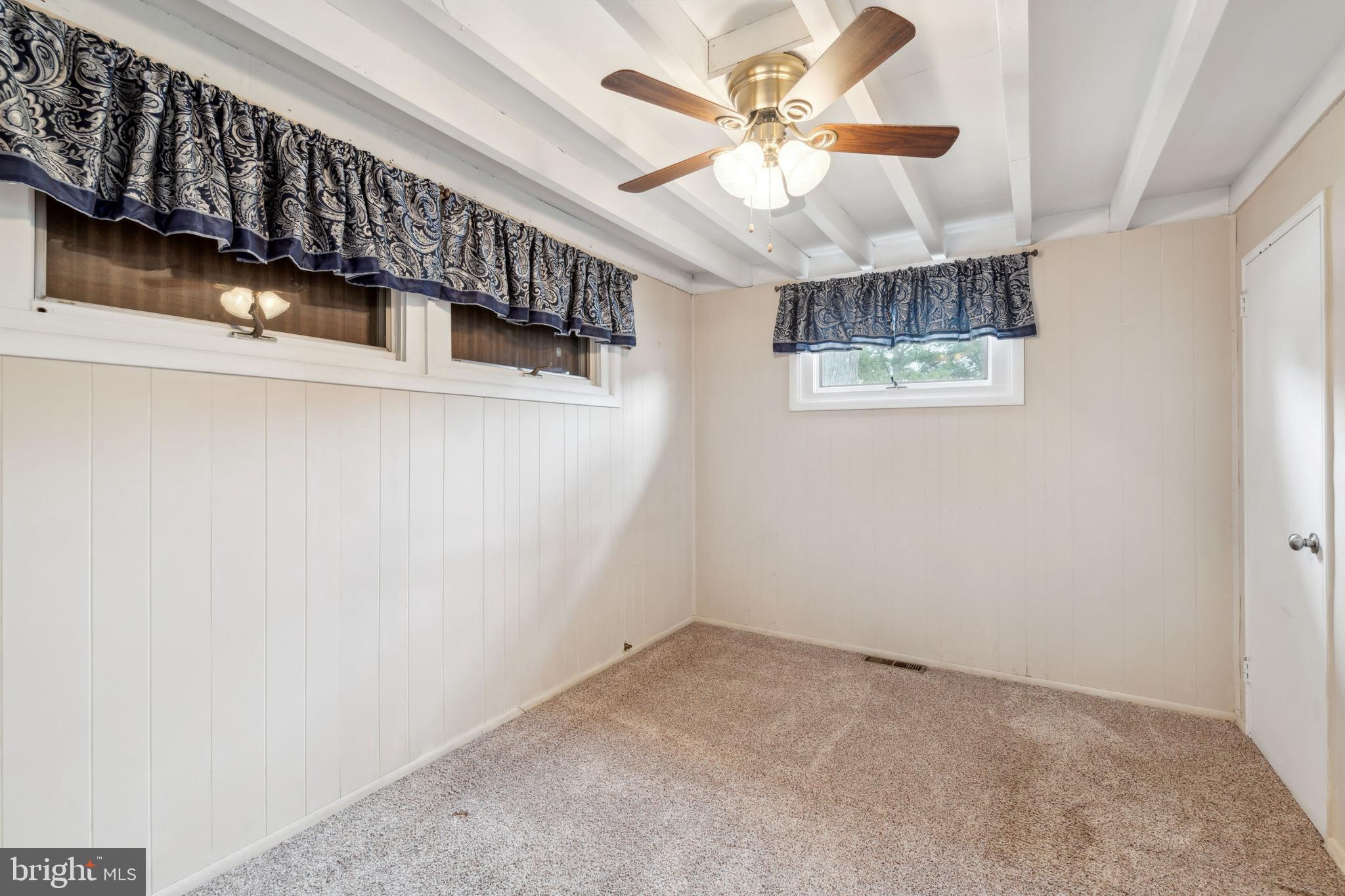 SOMERSET - Residential