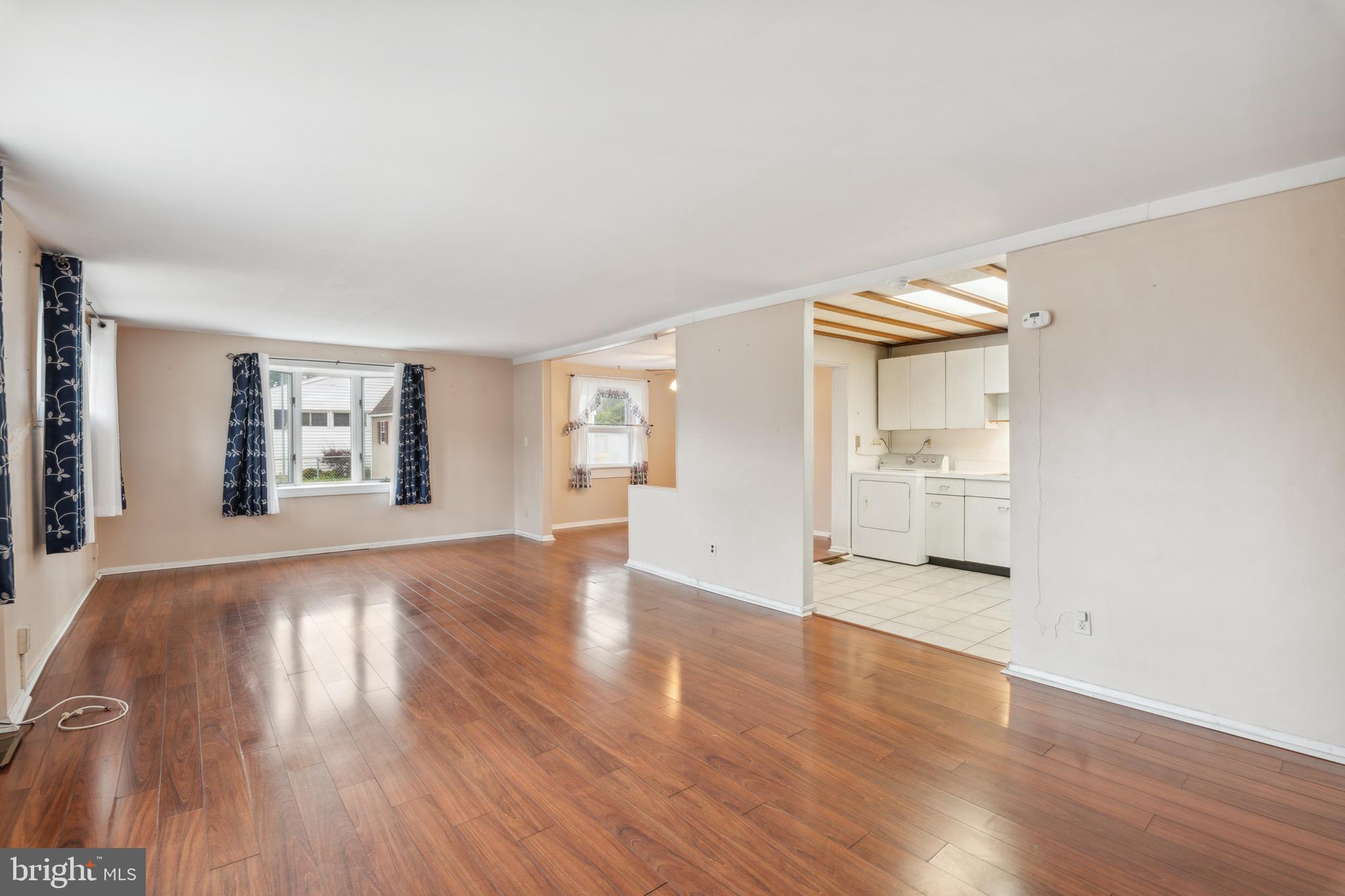 SOMERSET - Residential