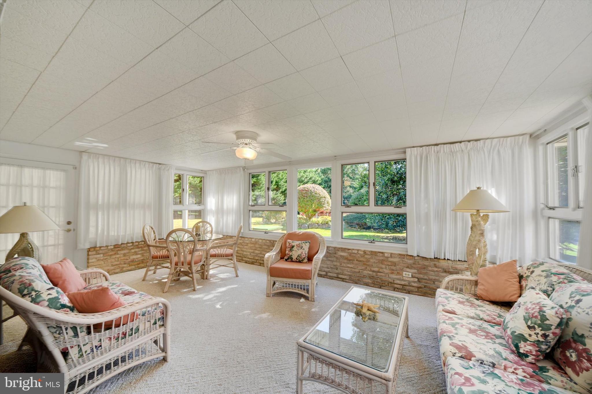 FOX MEADOWS - Residential