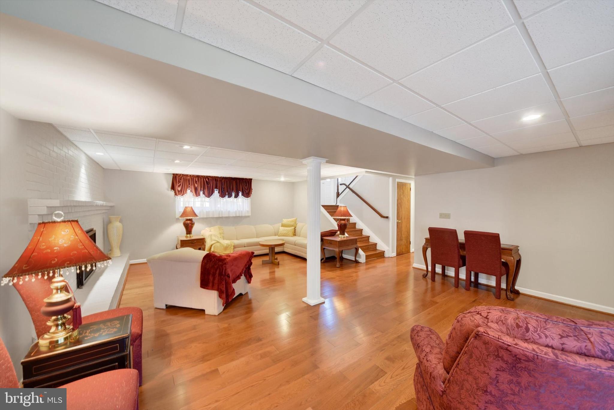 FOX MEADOWS - Residential