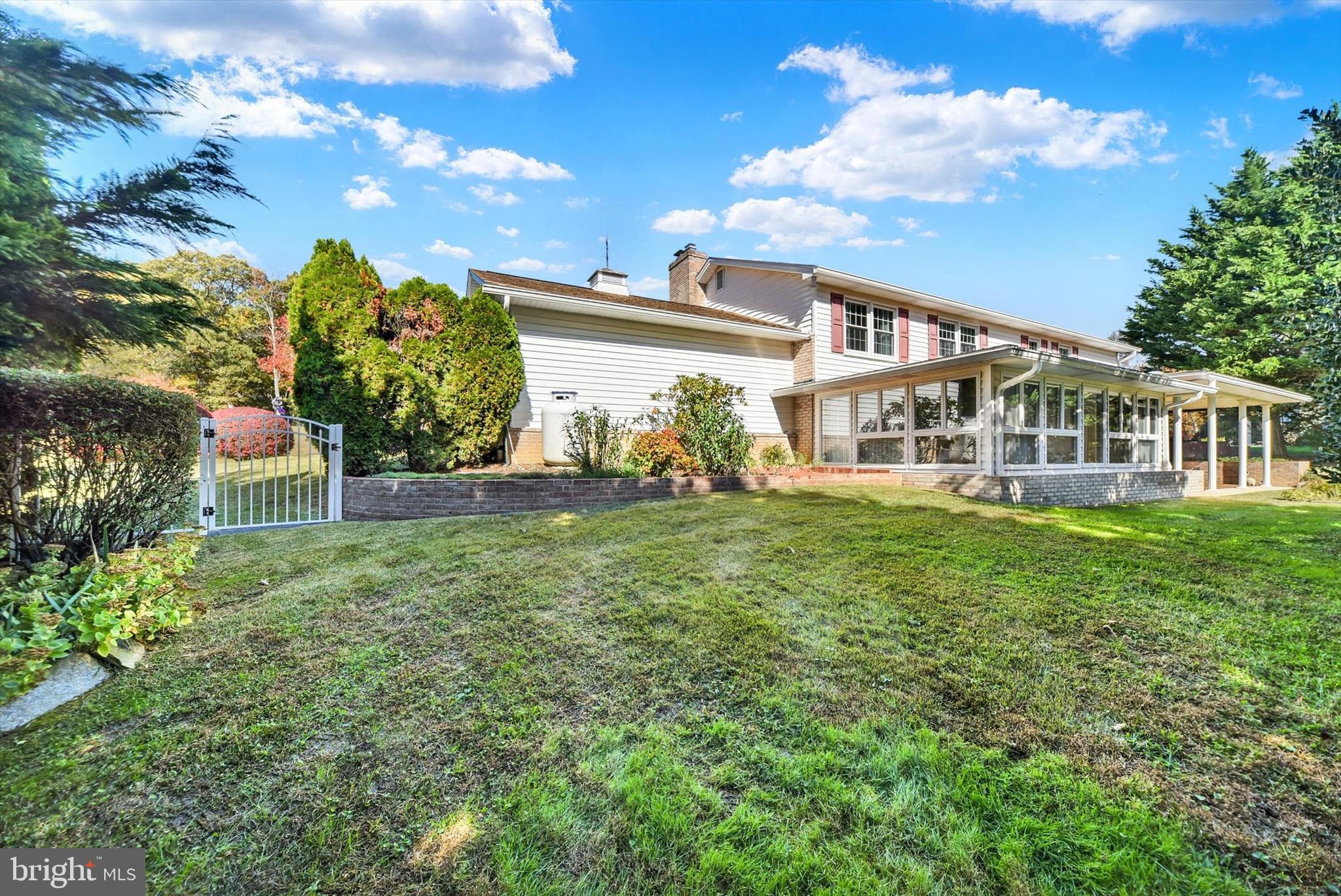 FOX MEADOWS - Residential