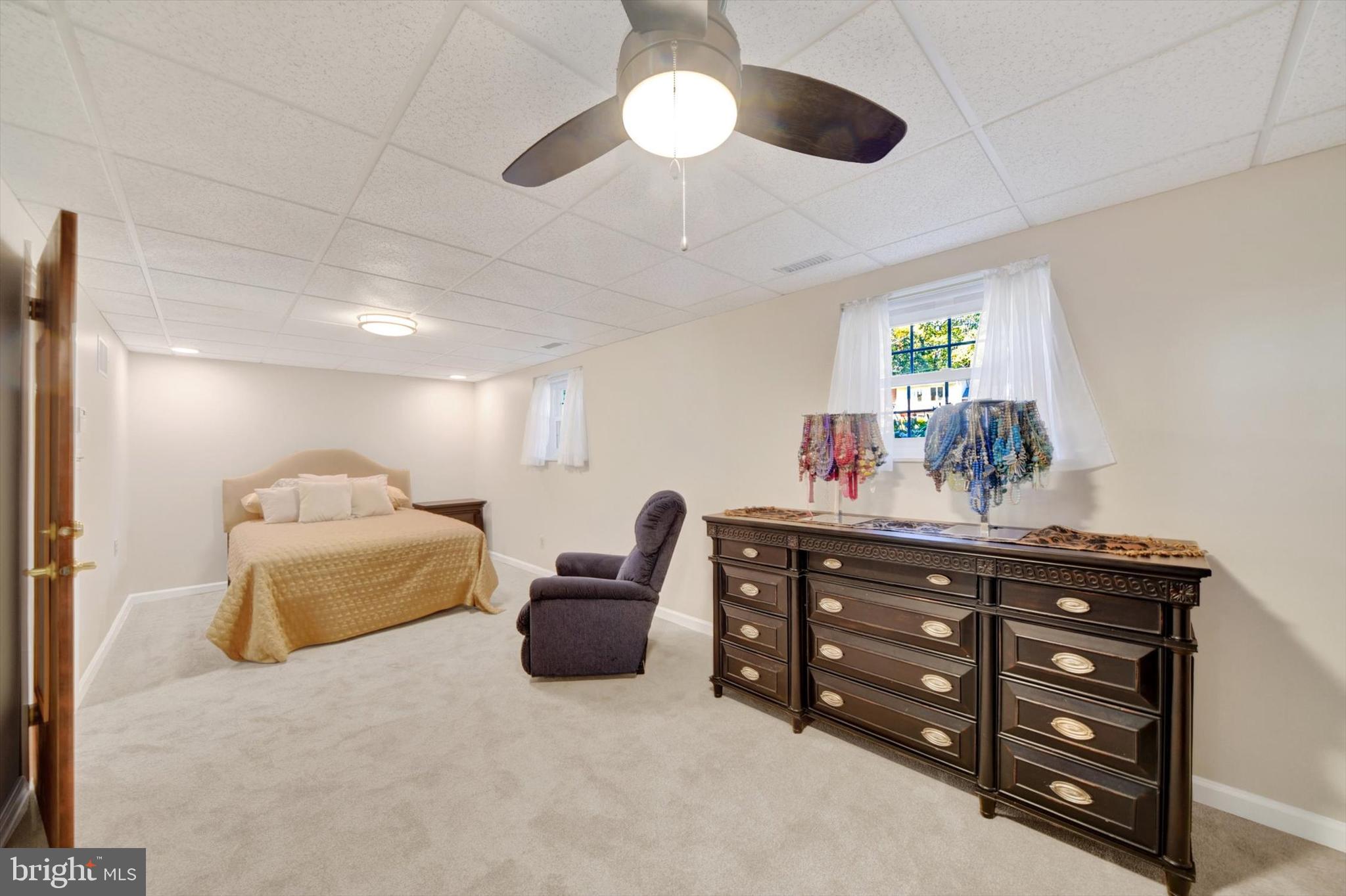 FOX MEADOWS - Residential