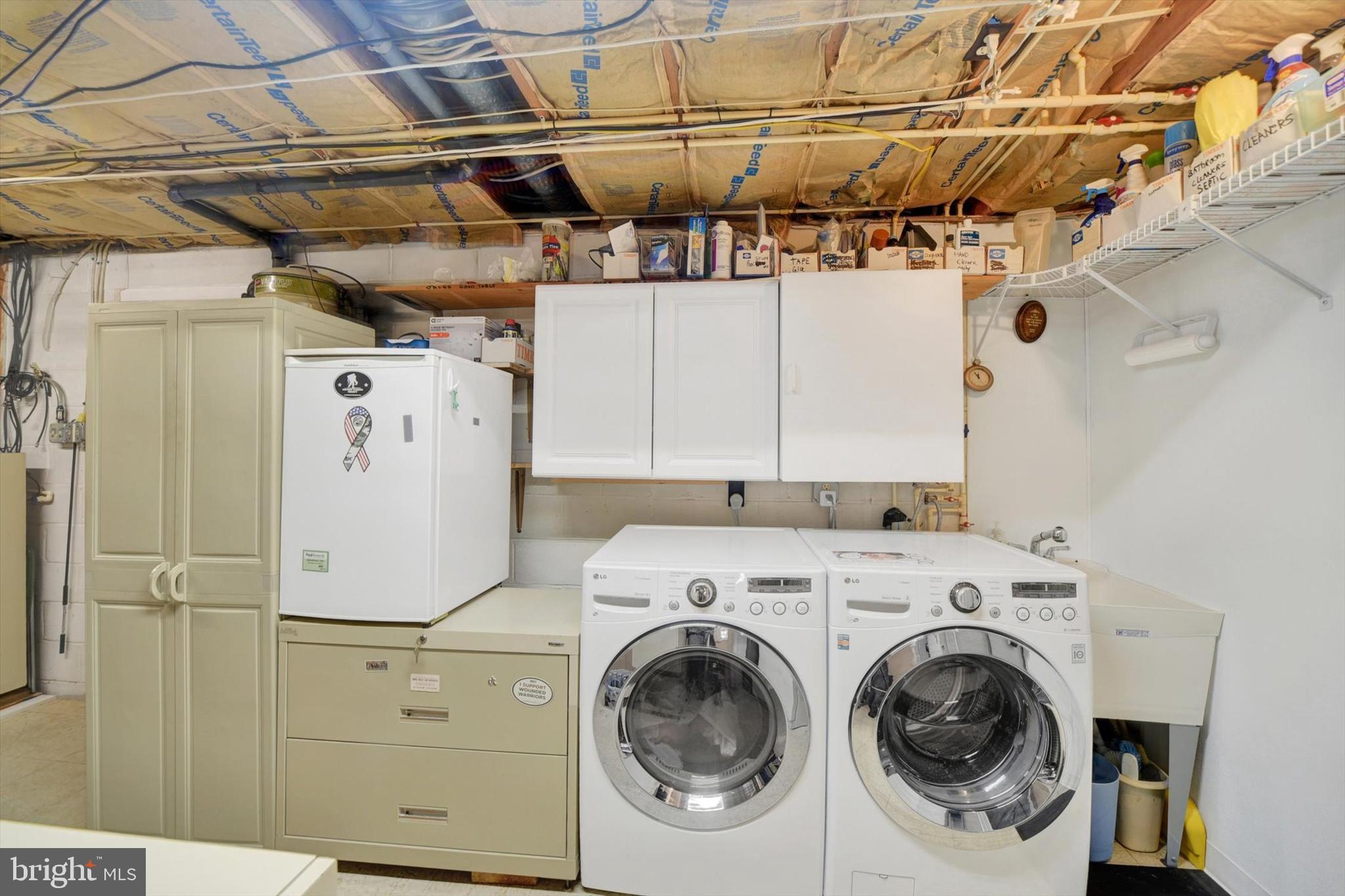 FOX MEADOWS - Residential