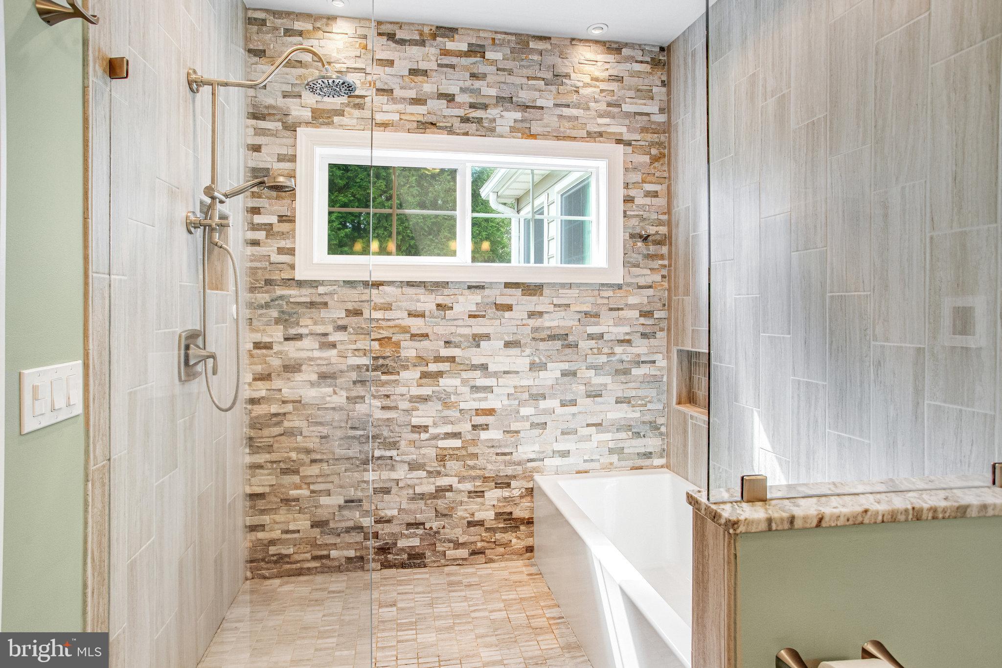 13615 FOX CHASE LANE