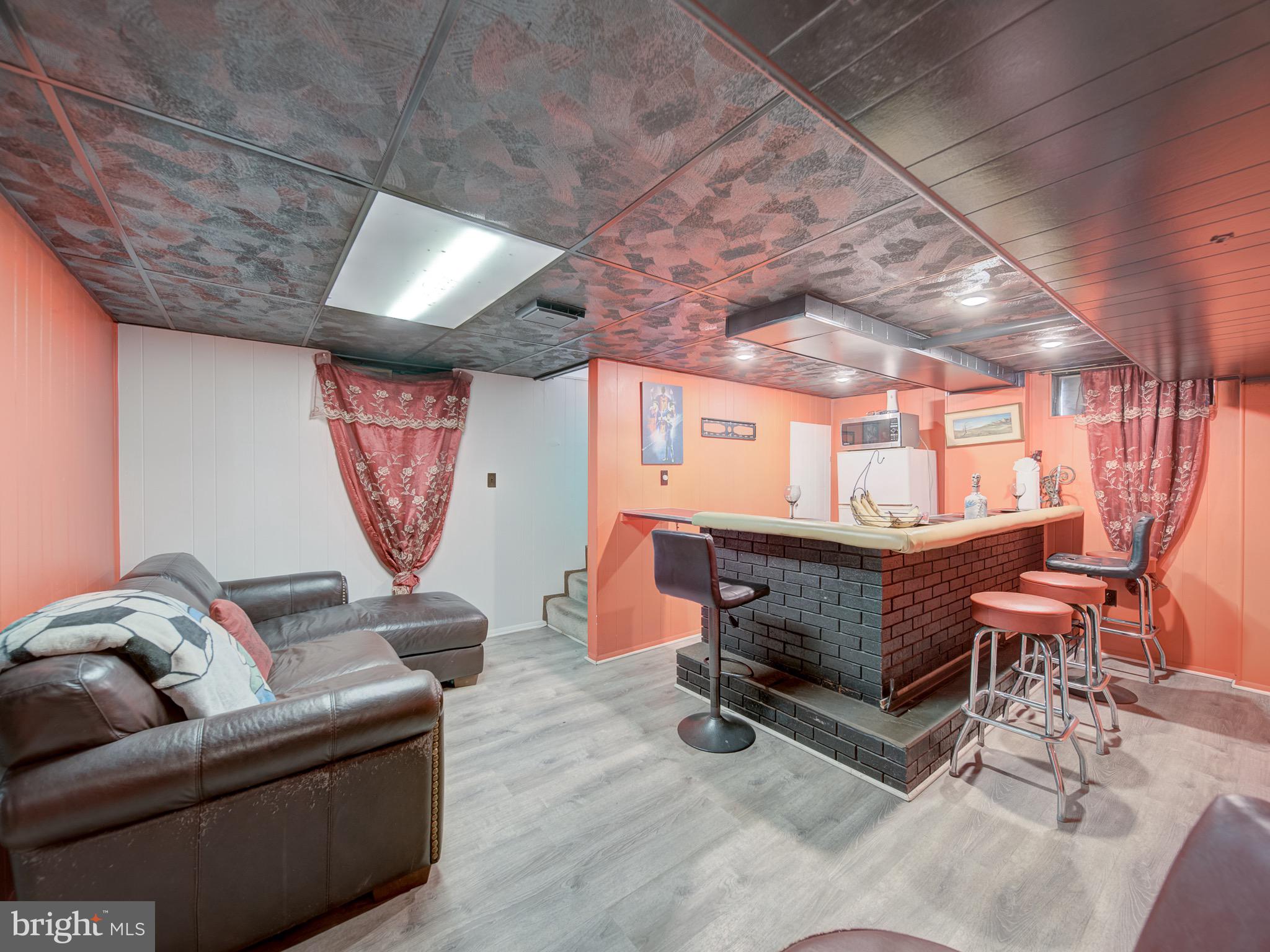 FERNDALE - Residential