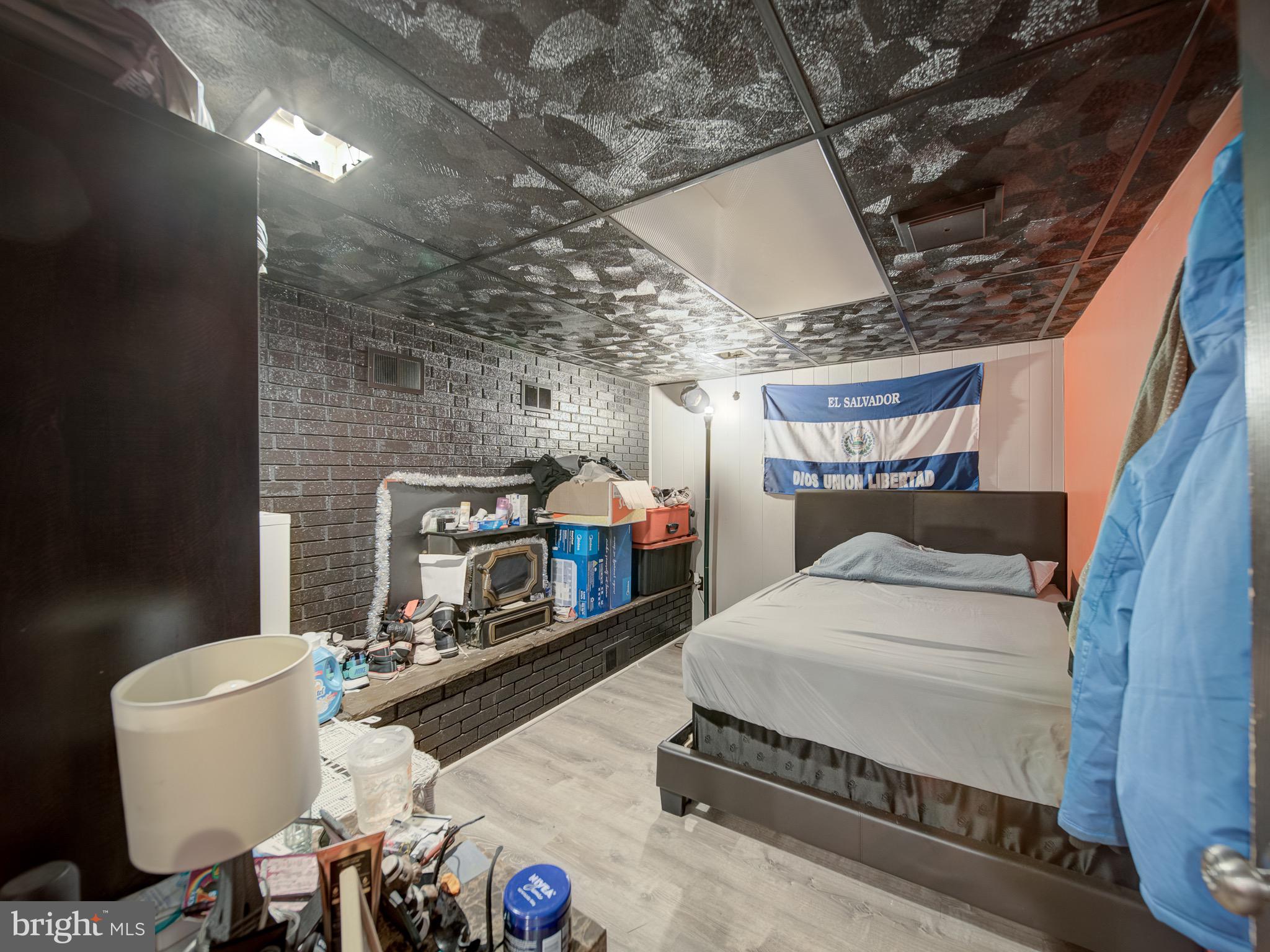 FERNDALE - Residential