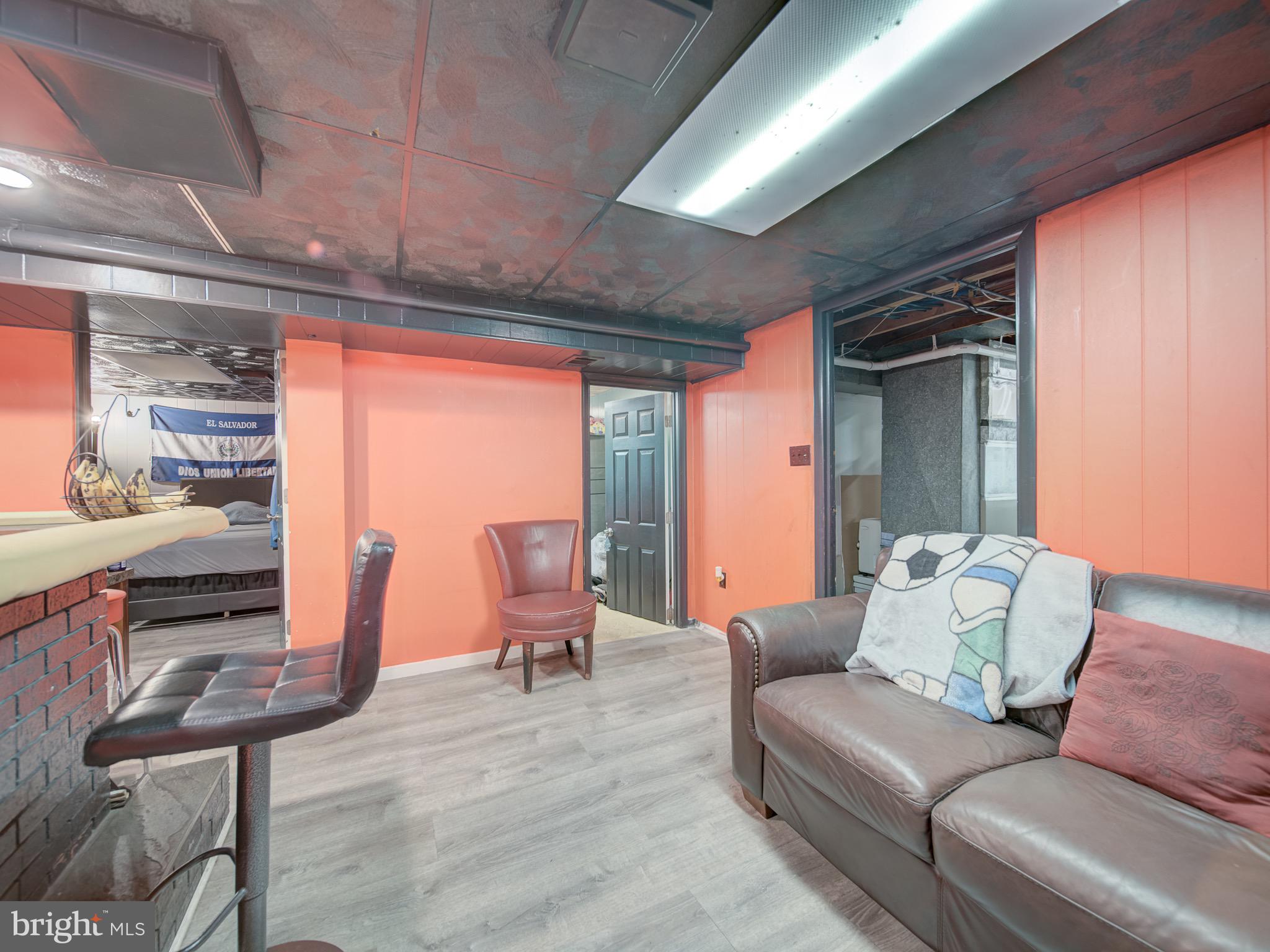 FERNDALE - Residential