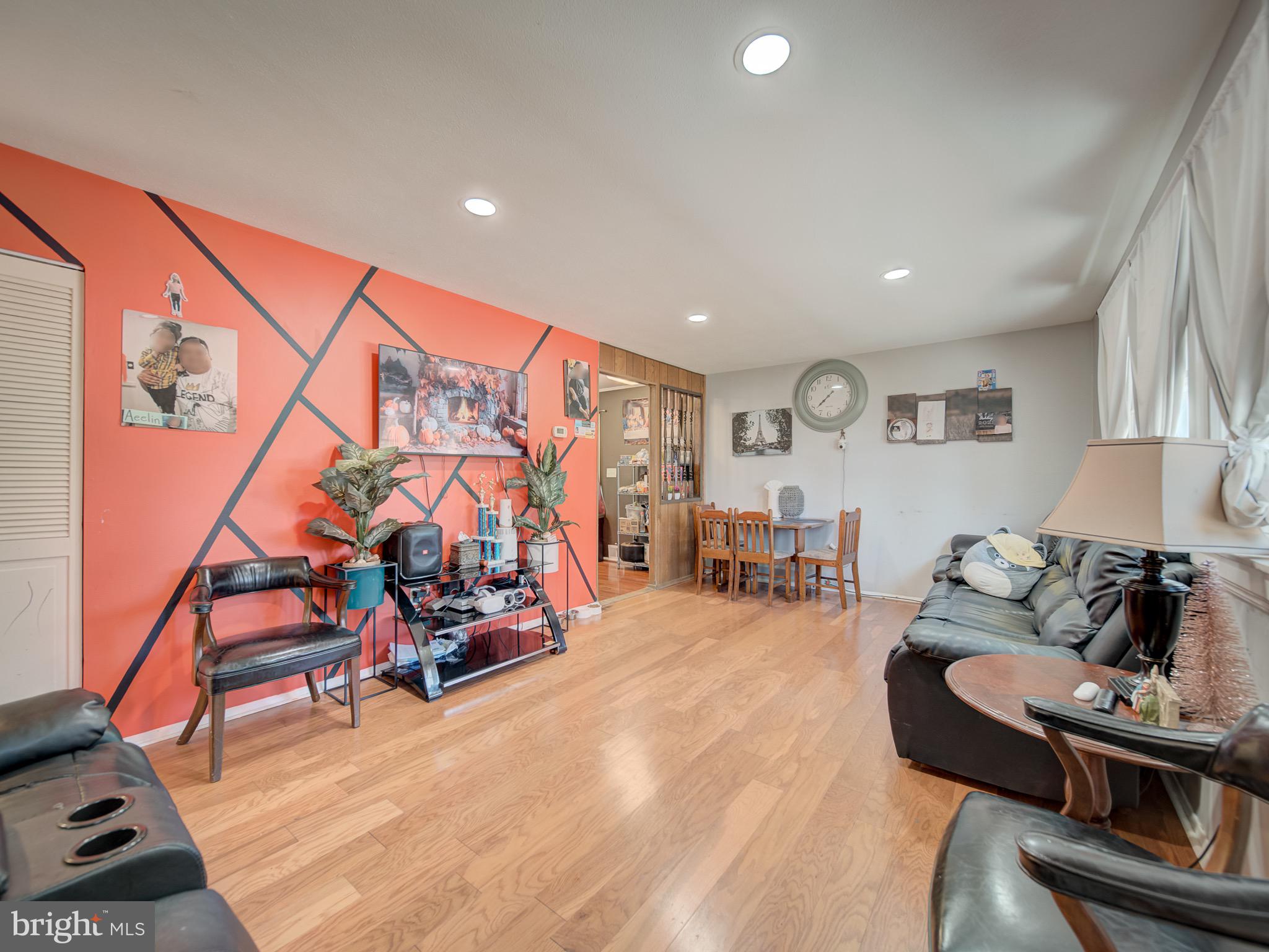 FERNDALE - Residential