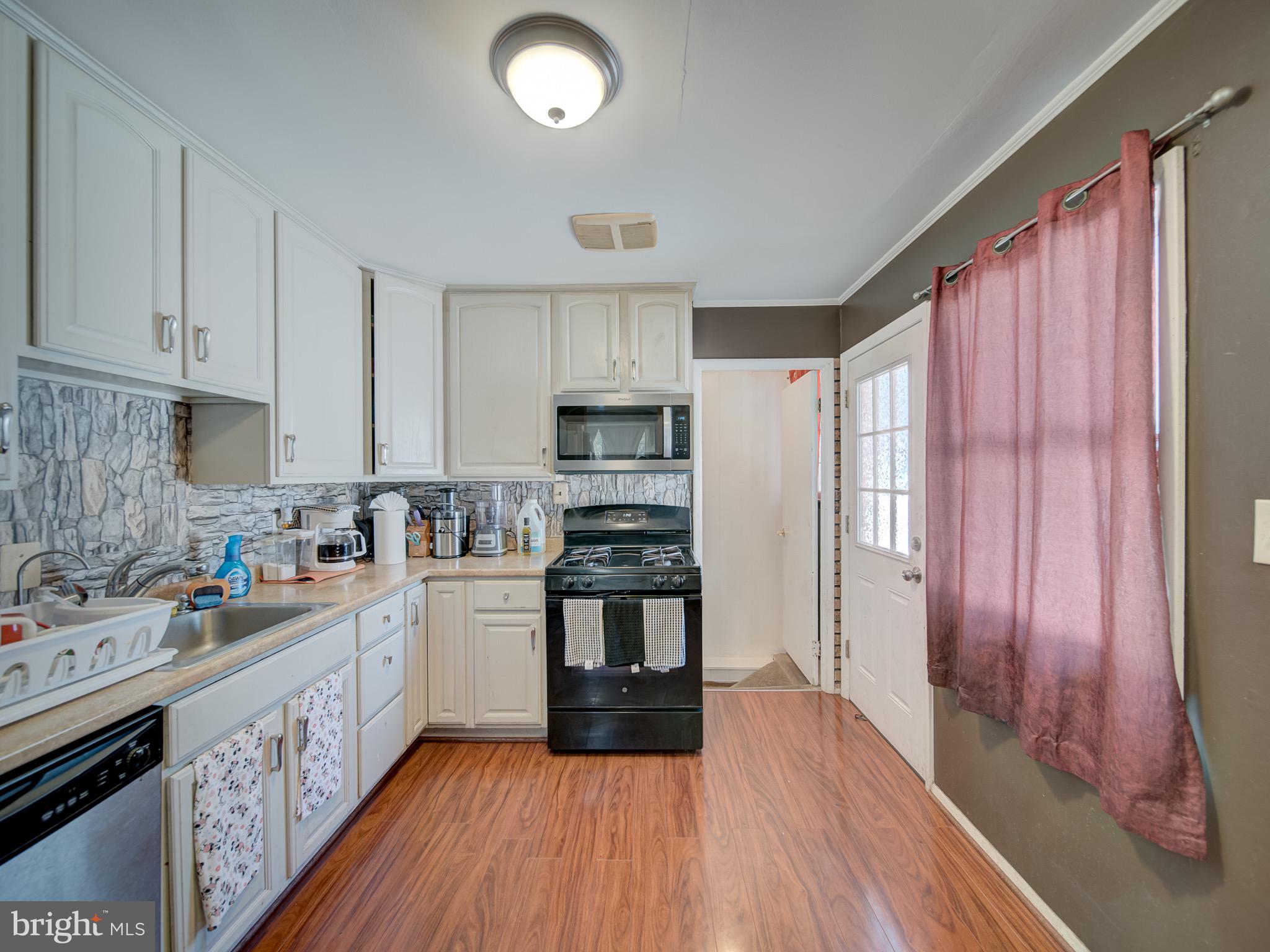 FERNDALE - Residential