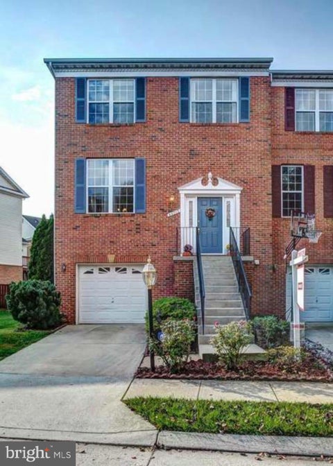 Townhouse For Rent - 43775 Clemens Terrace<br/> Loudoun County, ASHBURN, VA 20147