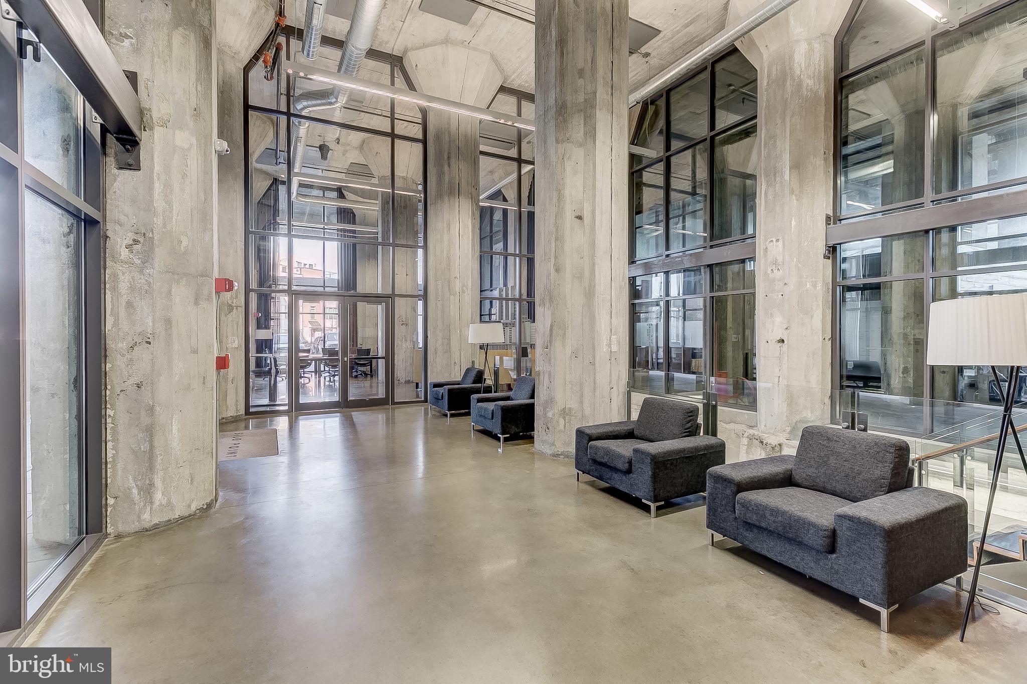 LOCUST POINT - Residential