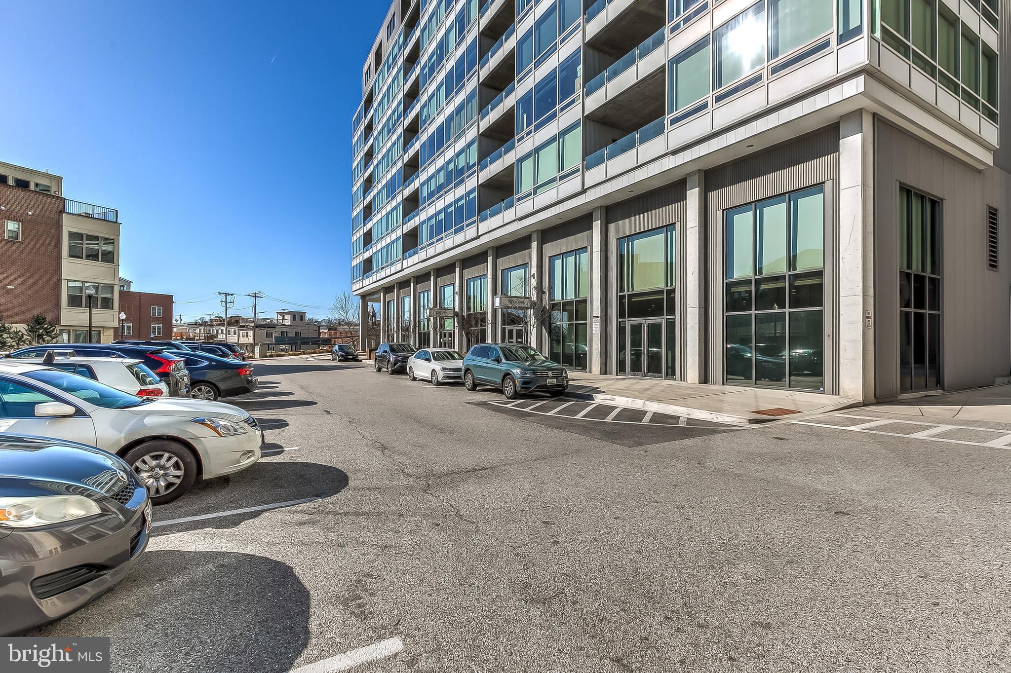 LOCUST POINT - Residential