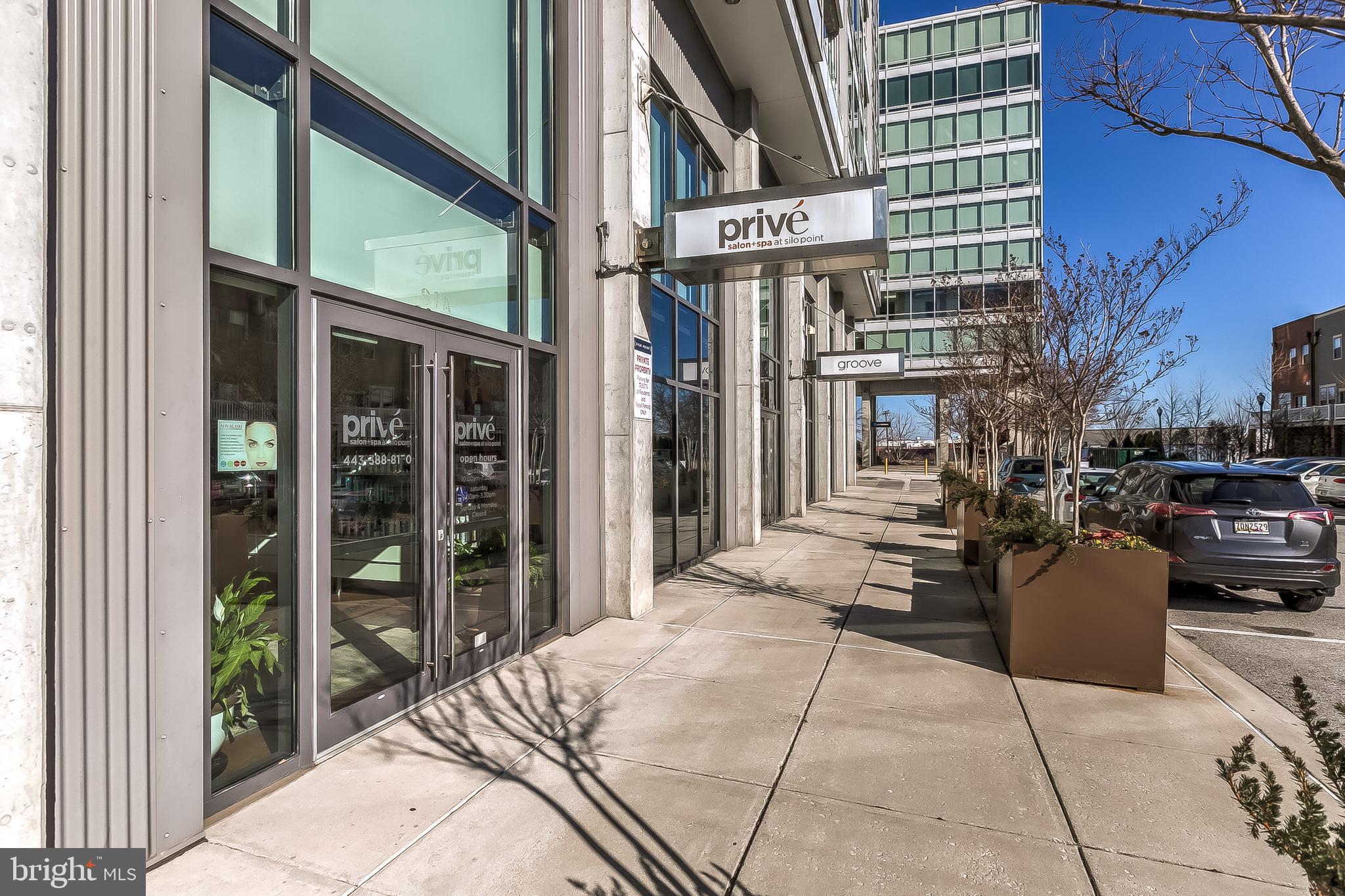 LOCUST POINT - Residential