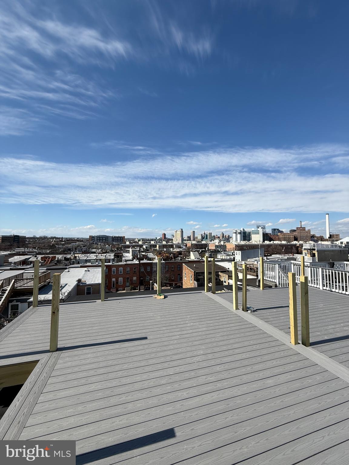 LOCUST POINT - Residential