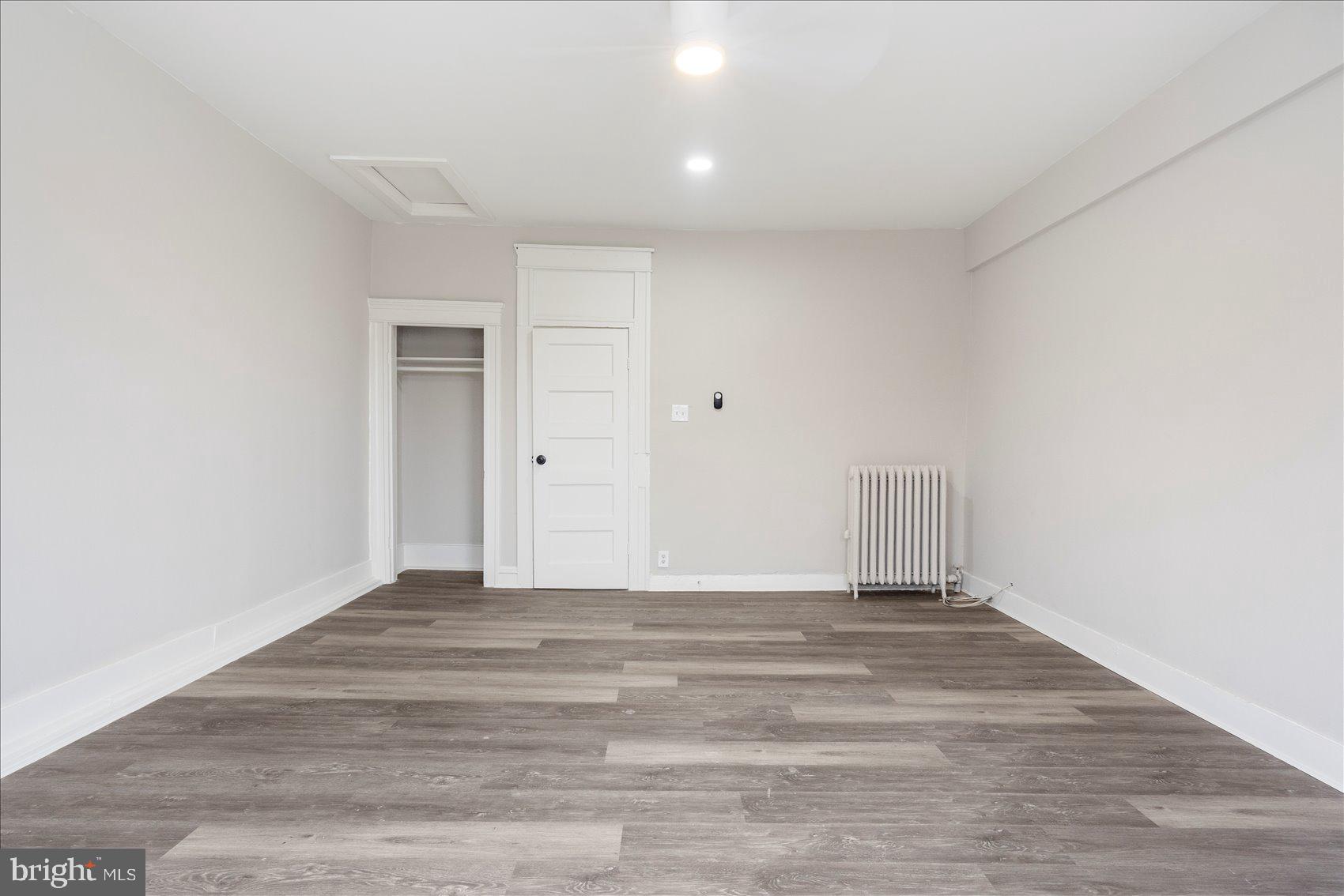 CHARLES VILLAGE - Residential