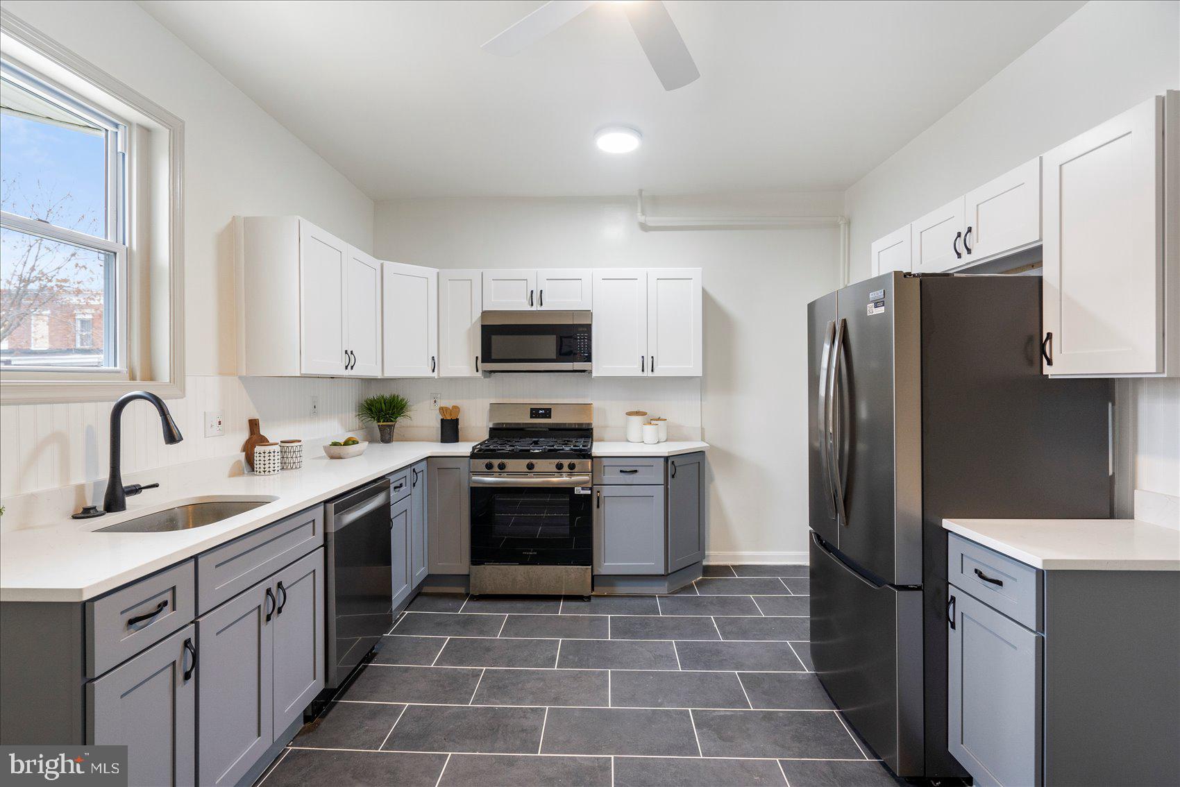 CHARLES VILLAGE - Residential