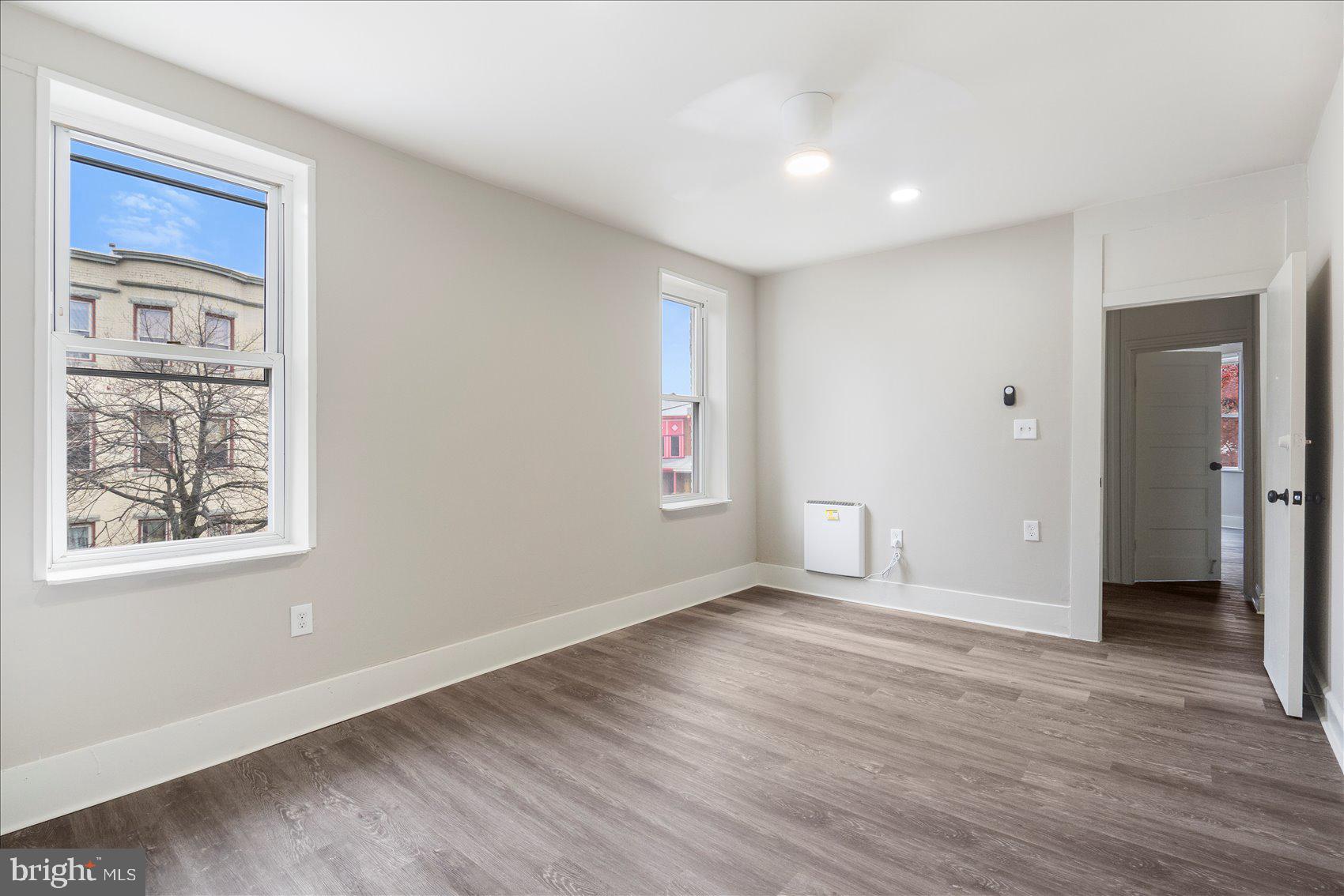 CHARLES VILLAGE - Residential