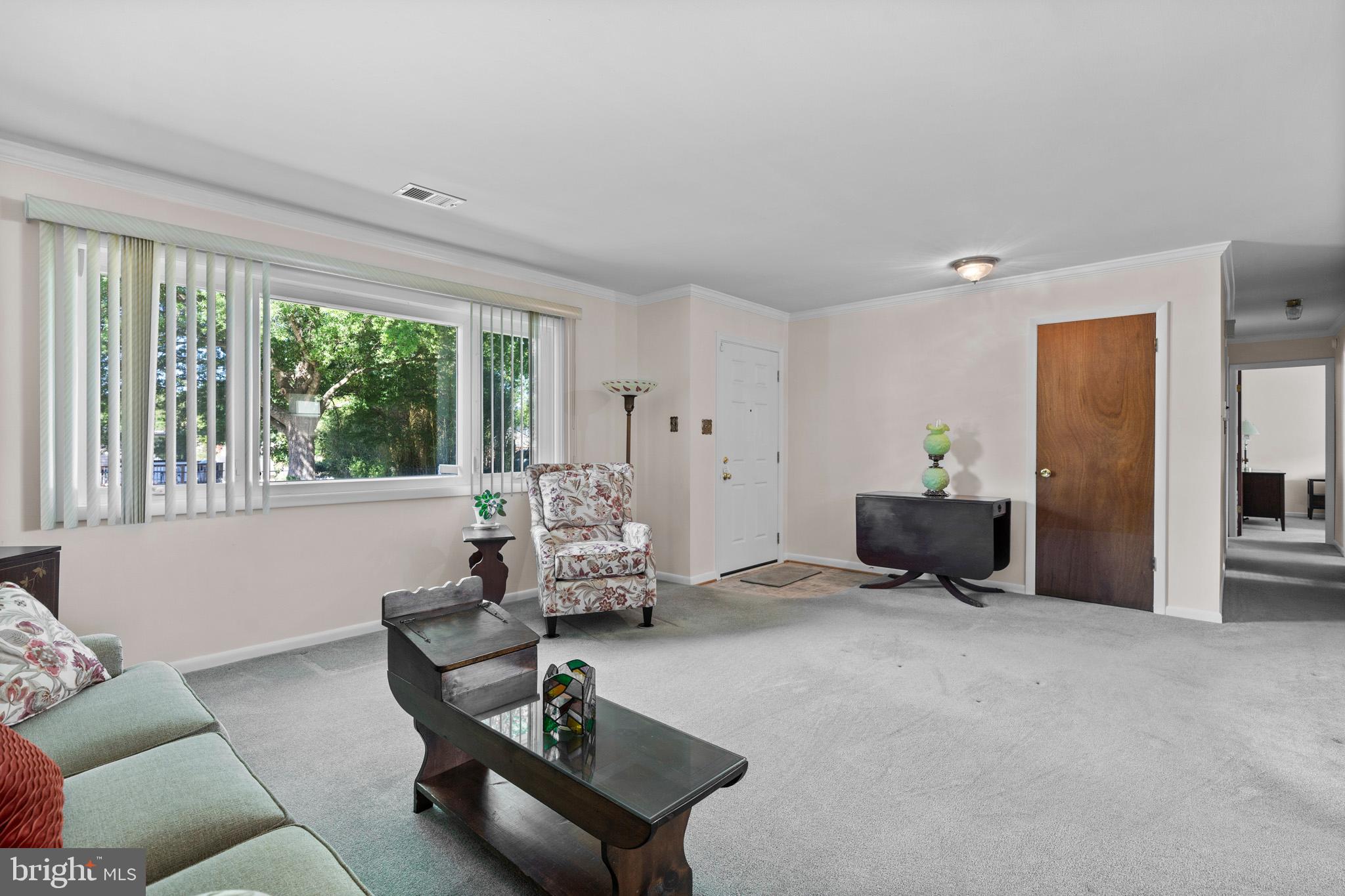 10004 FARRAR COURT