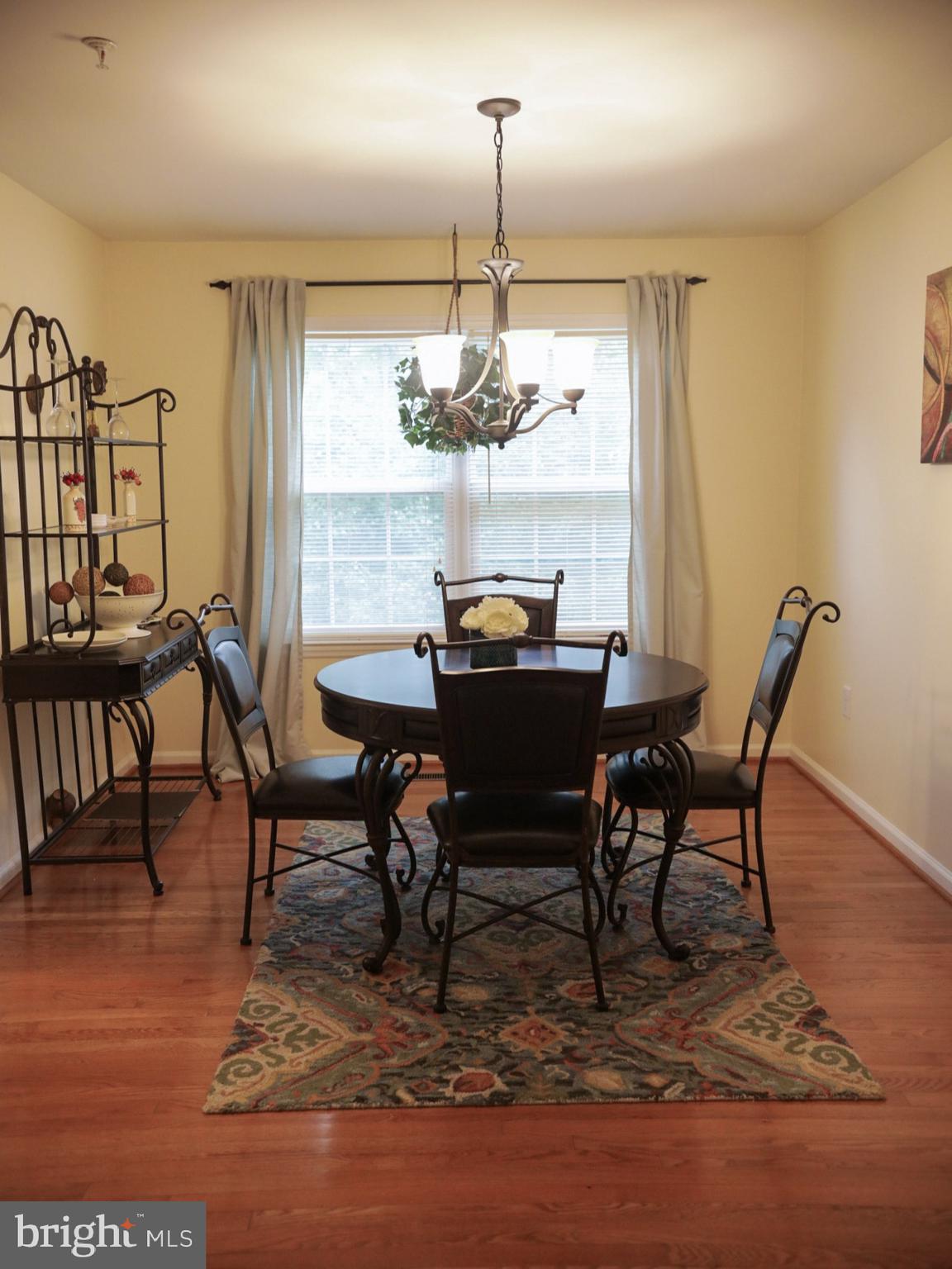 LAKEVIEW - Residential