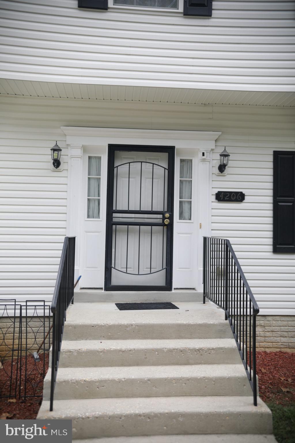 LAKEVIEW - Residential