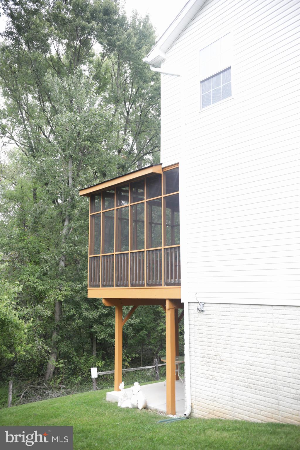 LAKEVIEW - Residential