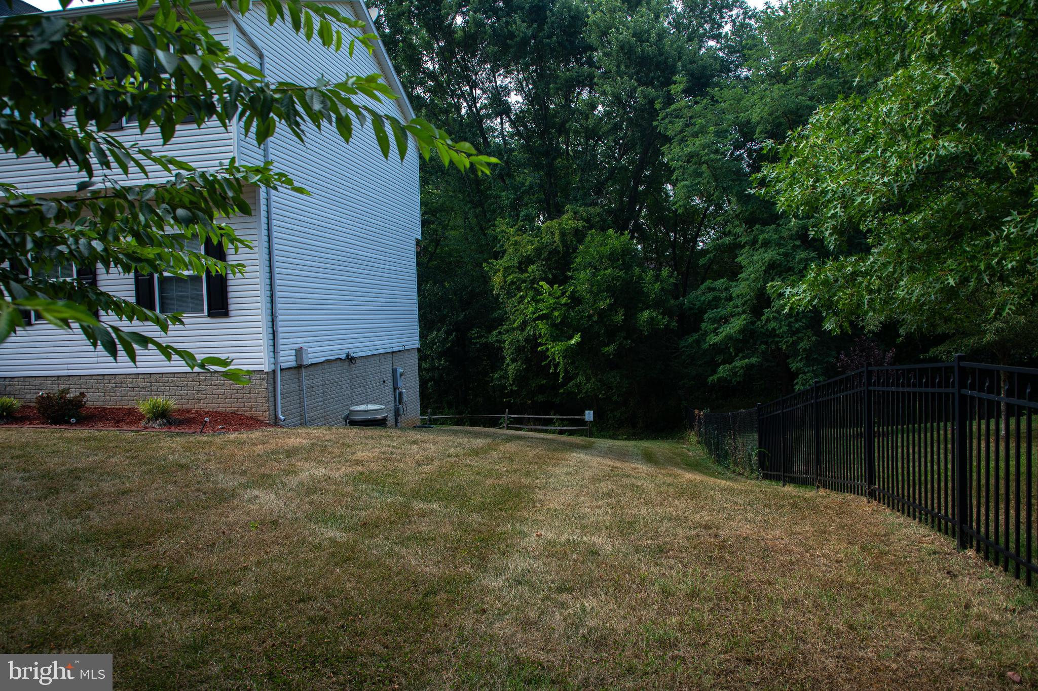 LAKEVIEW - Residential