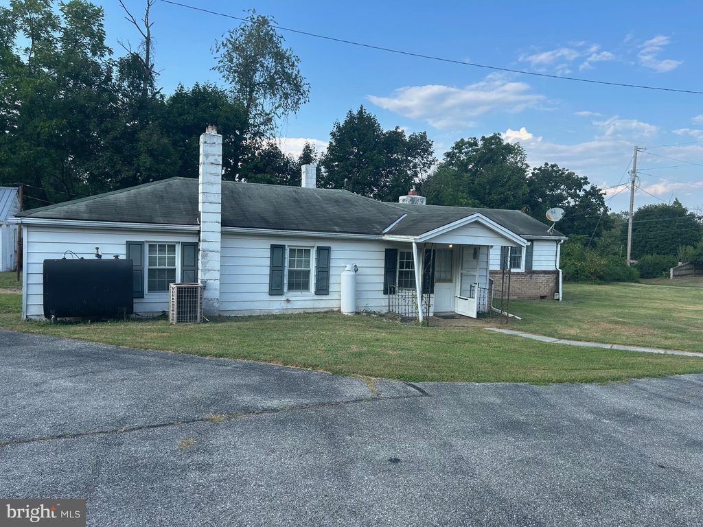 Photo of 2410 Granite Station Road, GETTYSBURG, PA 17325 (MLS # PAAD2019990)
