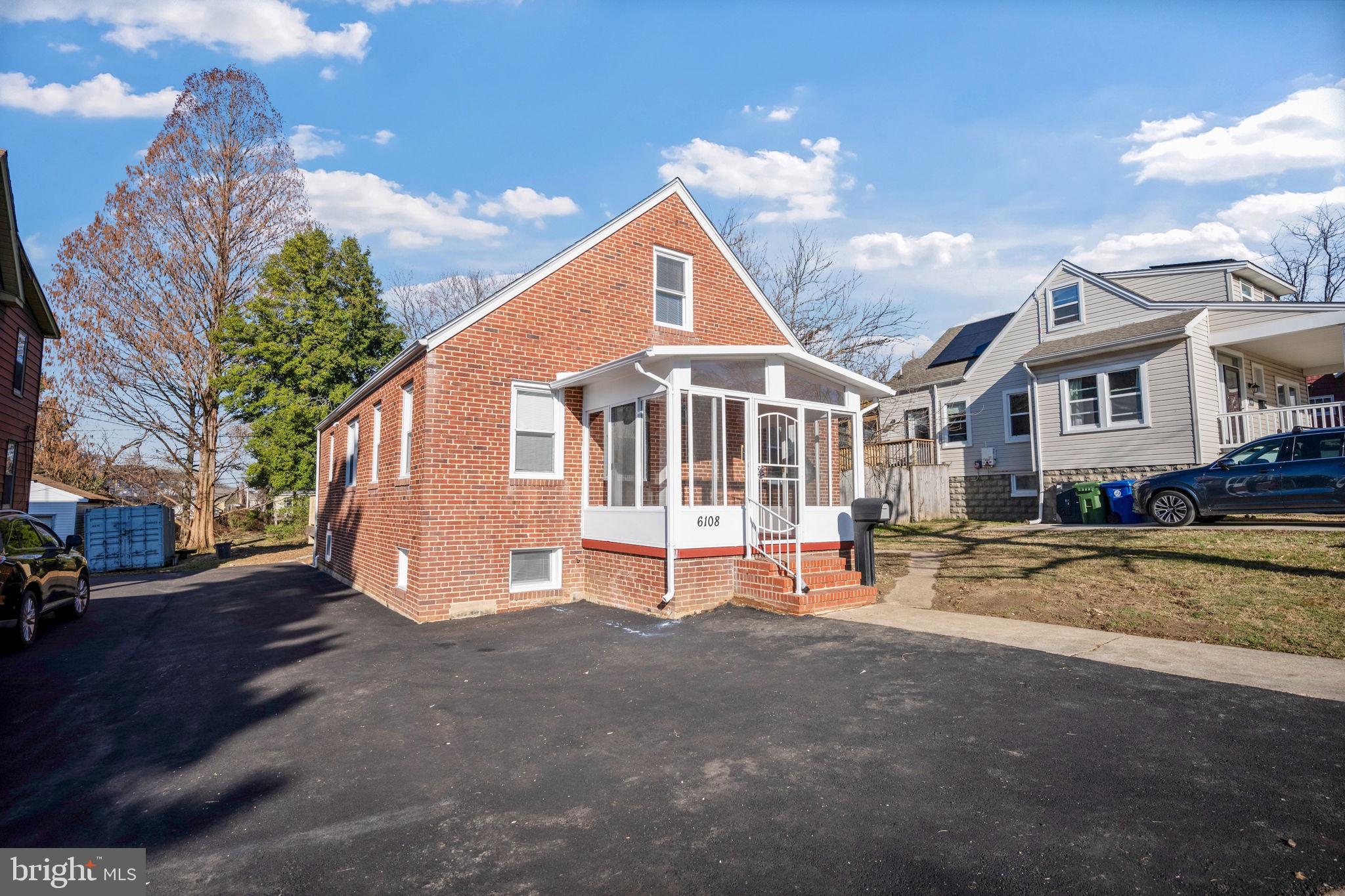 LAURAVILLE HISTORIC DISTRICT - Residential