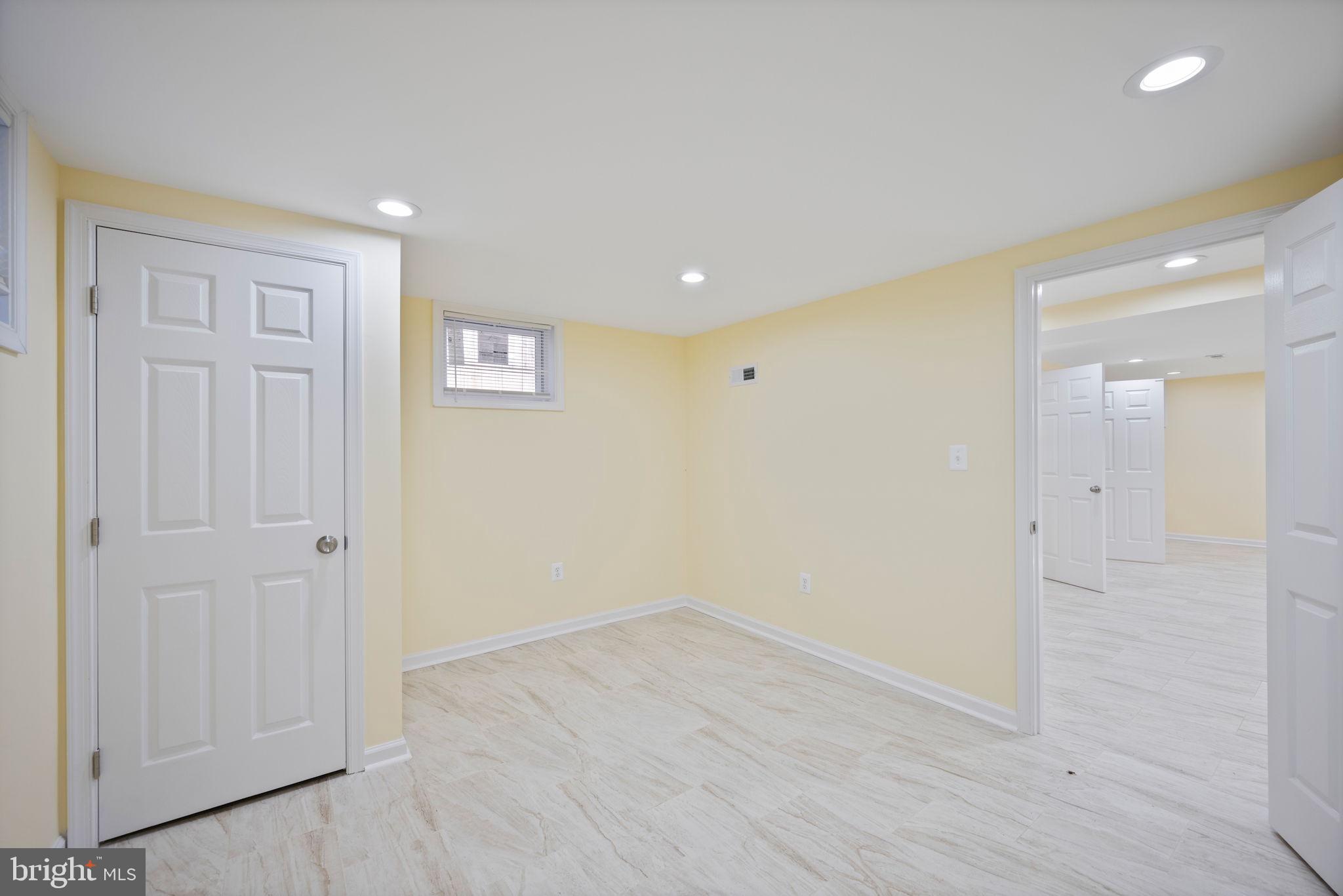 LAURAVILLE HISTORIC DISTRICT - Residential