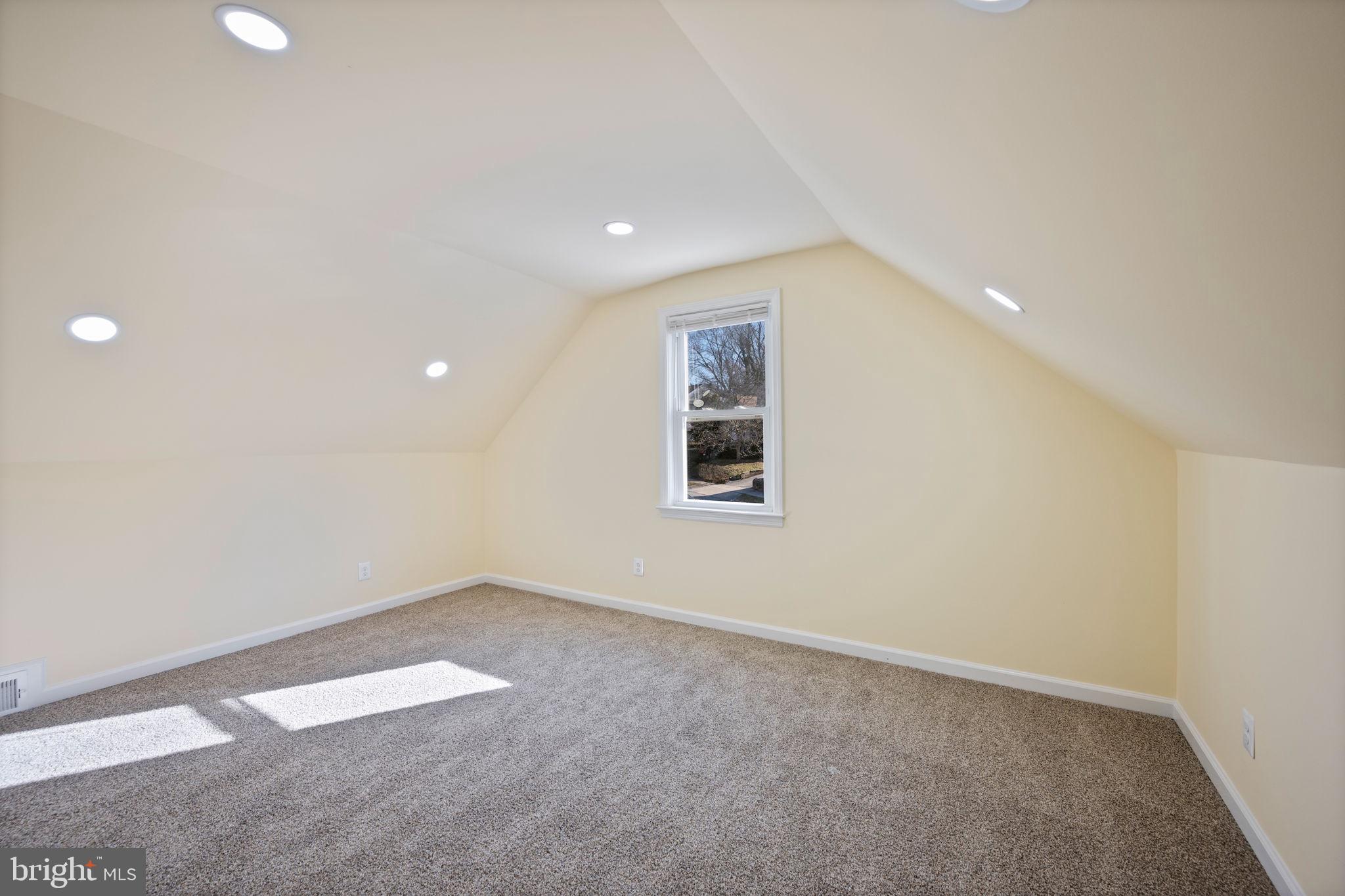 LAURAVILLE HISTORIC DISTRICT - Residential