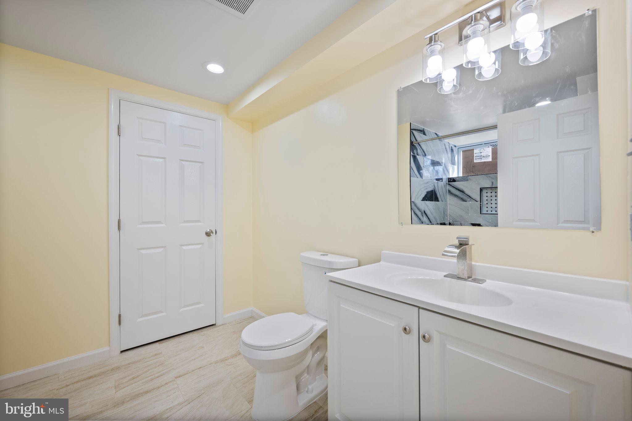 LAURAVILLE HISTORIC DISTRICT - Residential