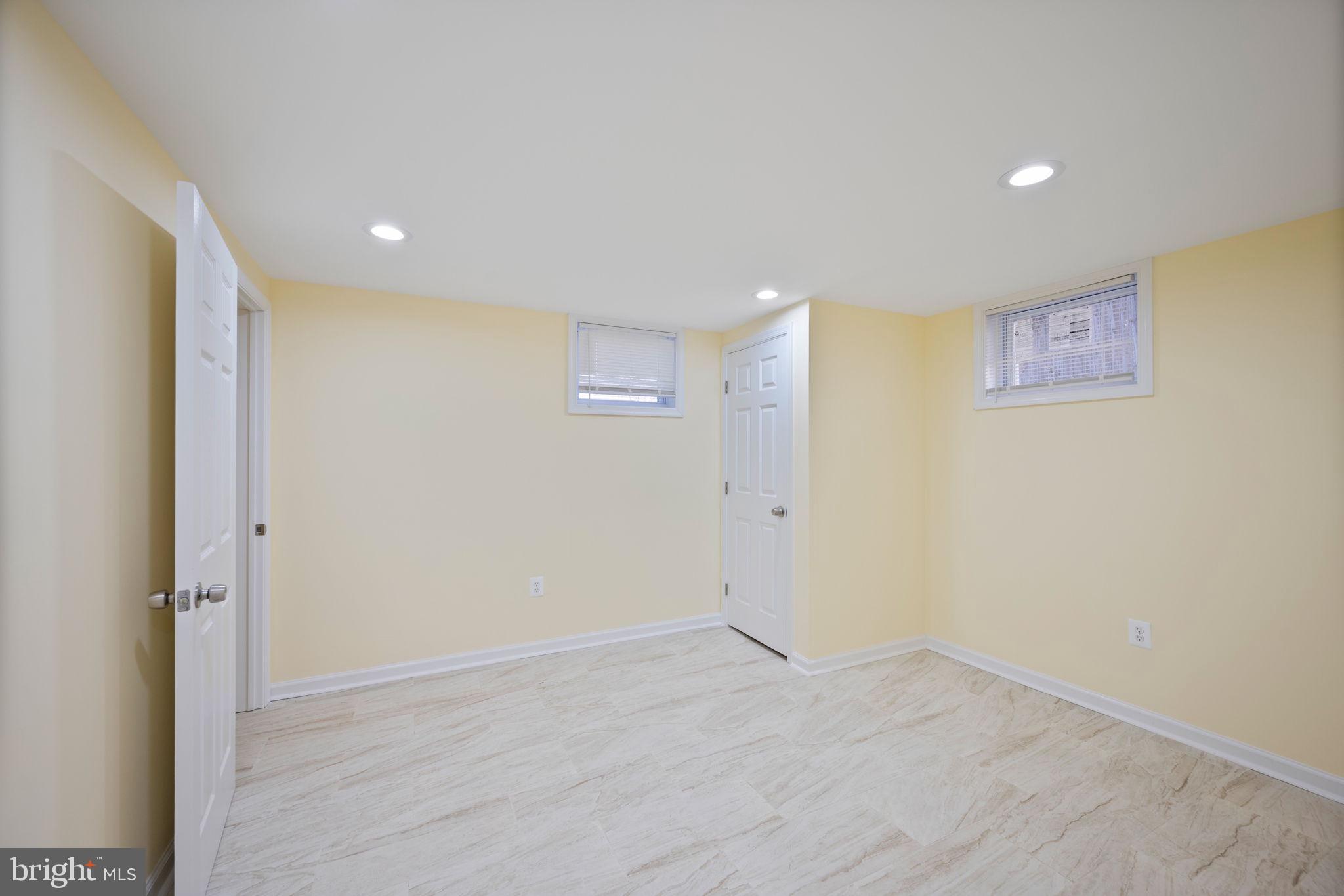 LAURAVILLE HISTORIC DISTRICT - Residential