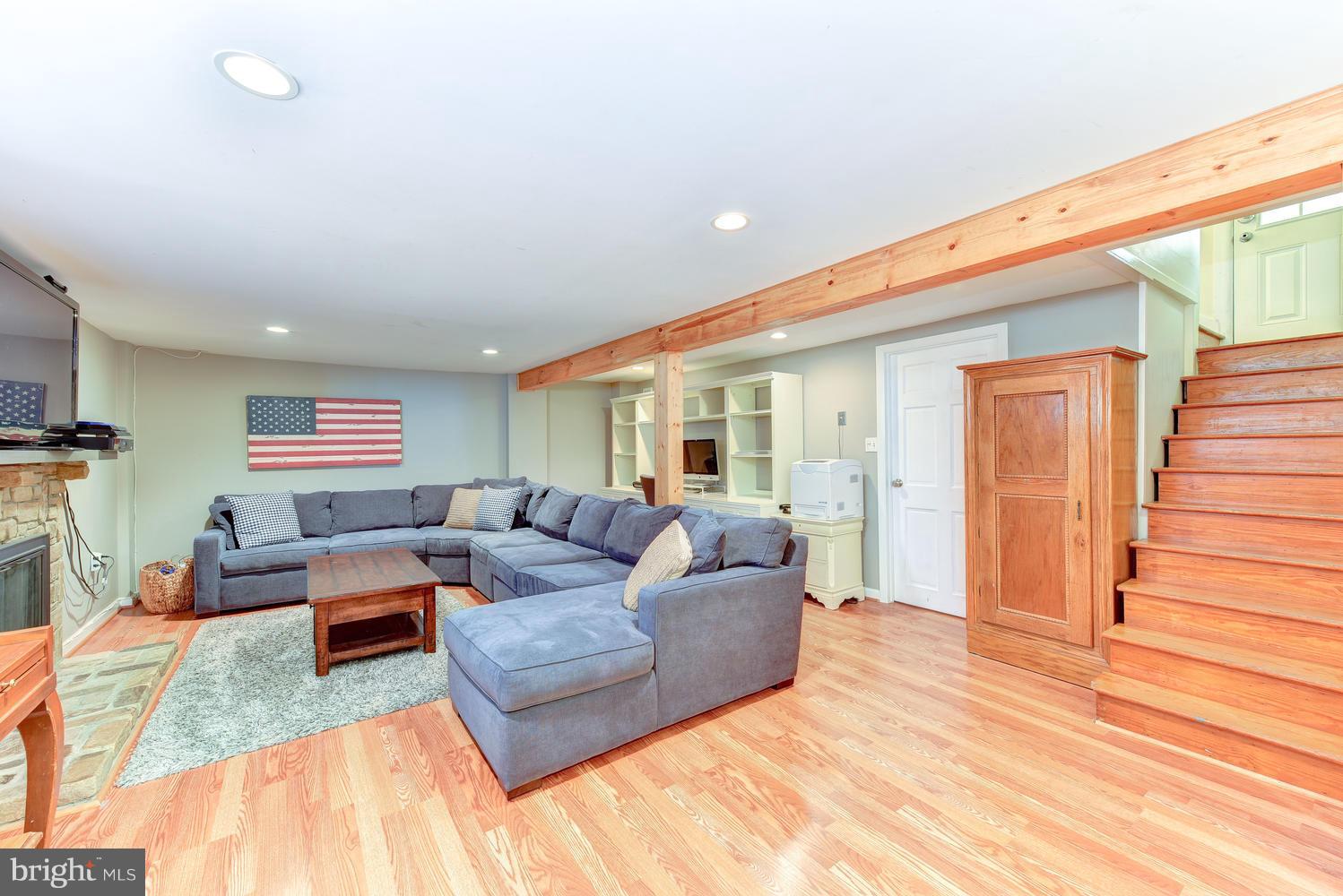 SHERWOOD - Residential Lease