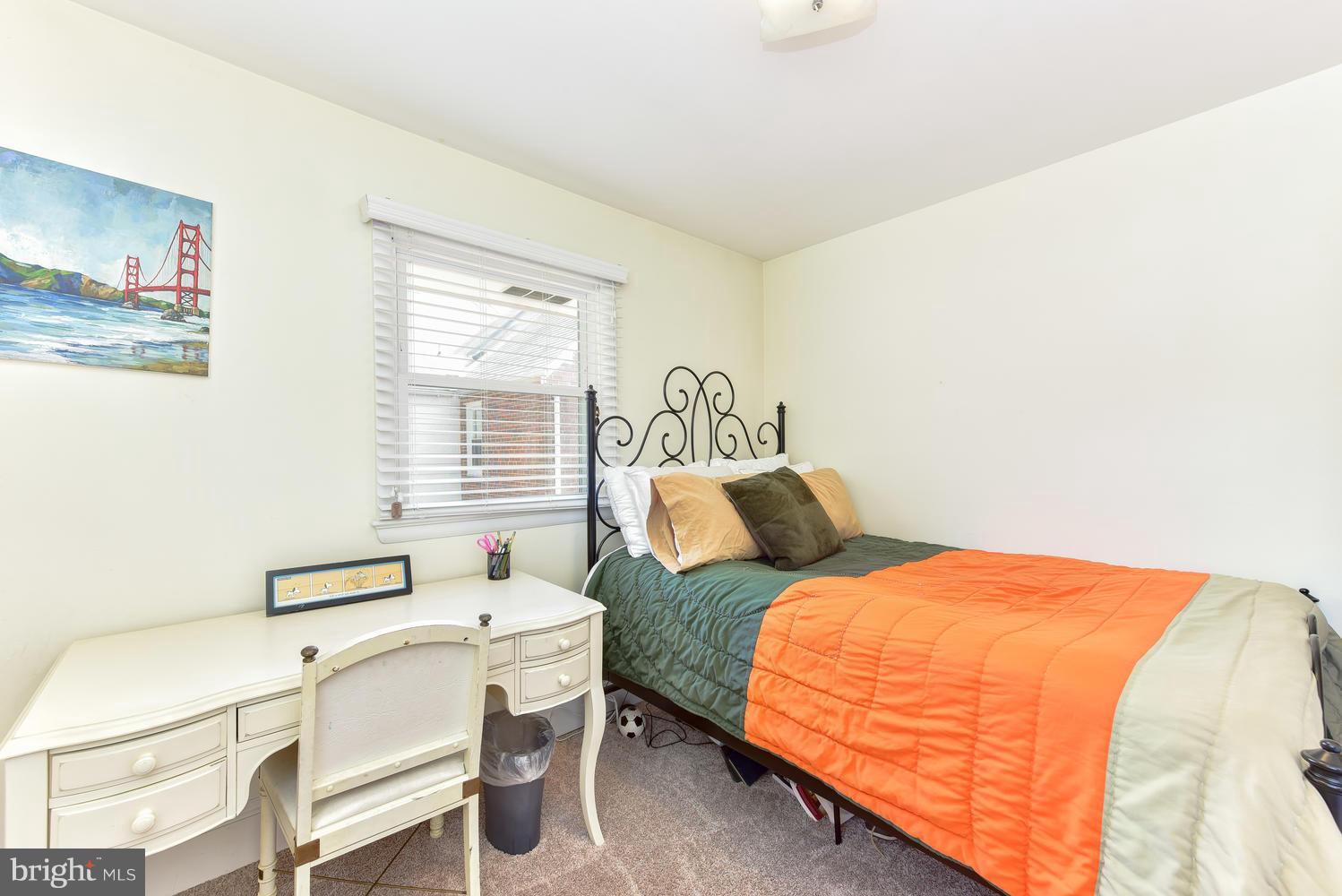 SHERWOOD - Residential Lease