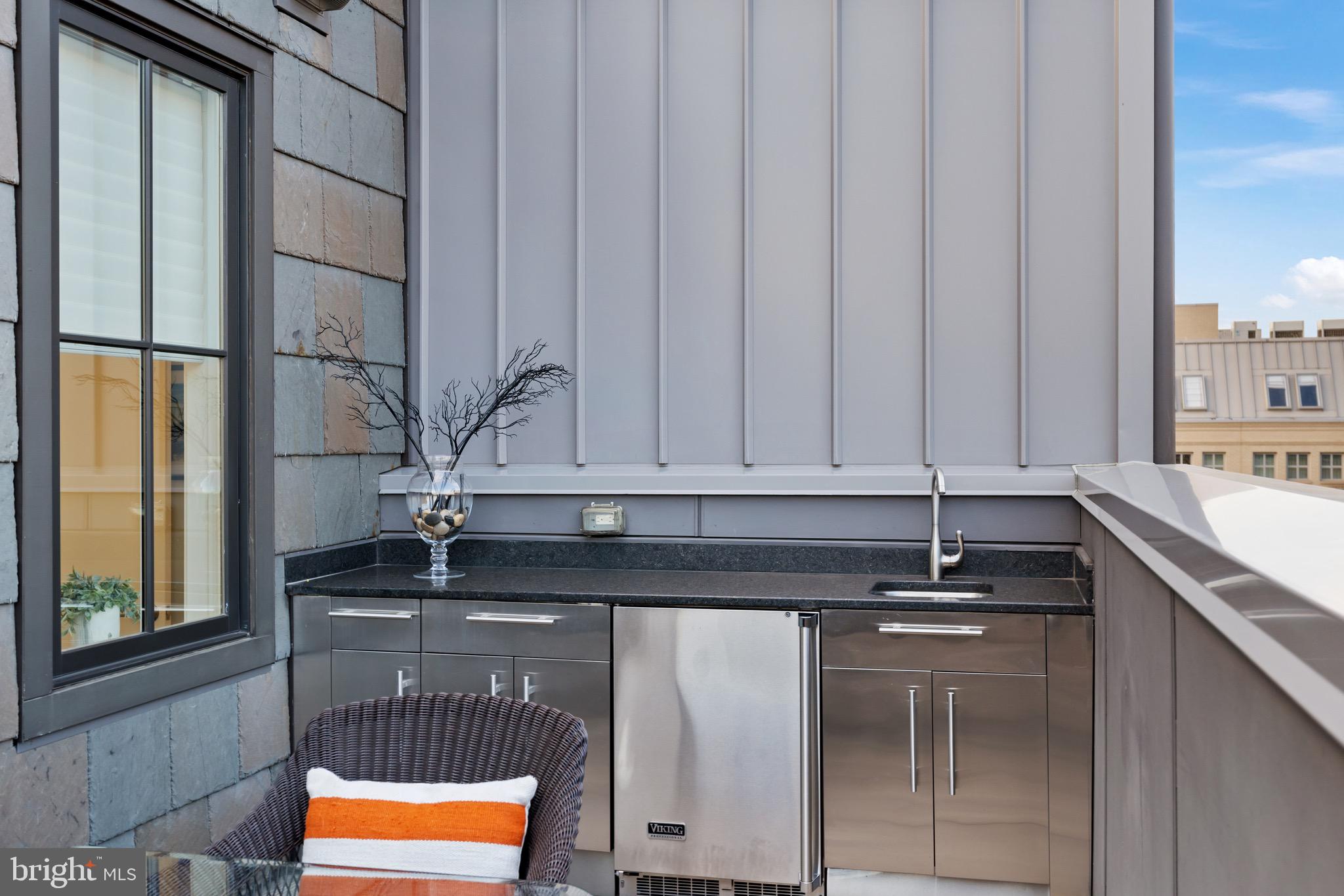 ROBINSON LANDING - Residential