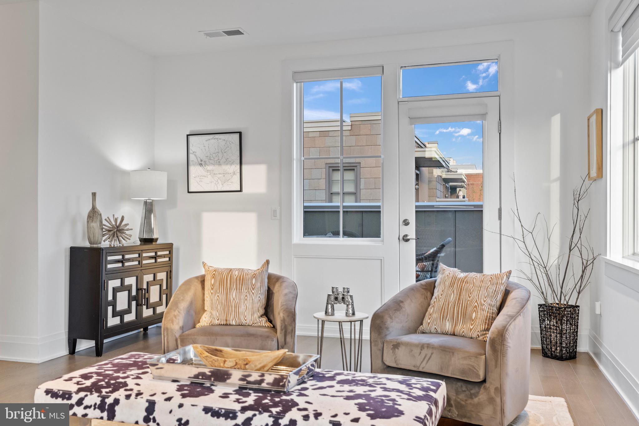 ROBINSON LANDING - Residential