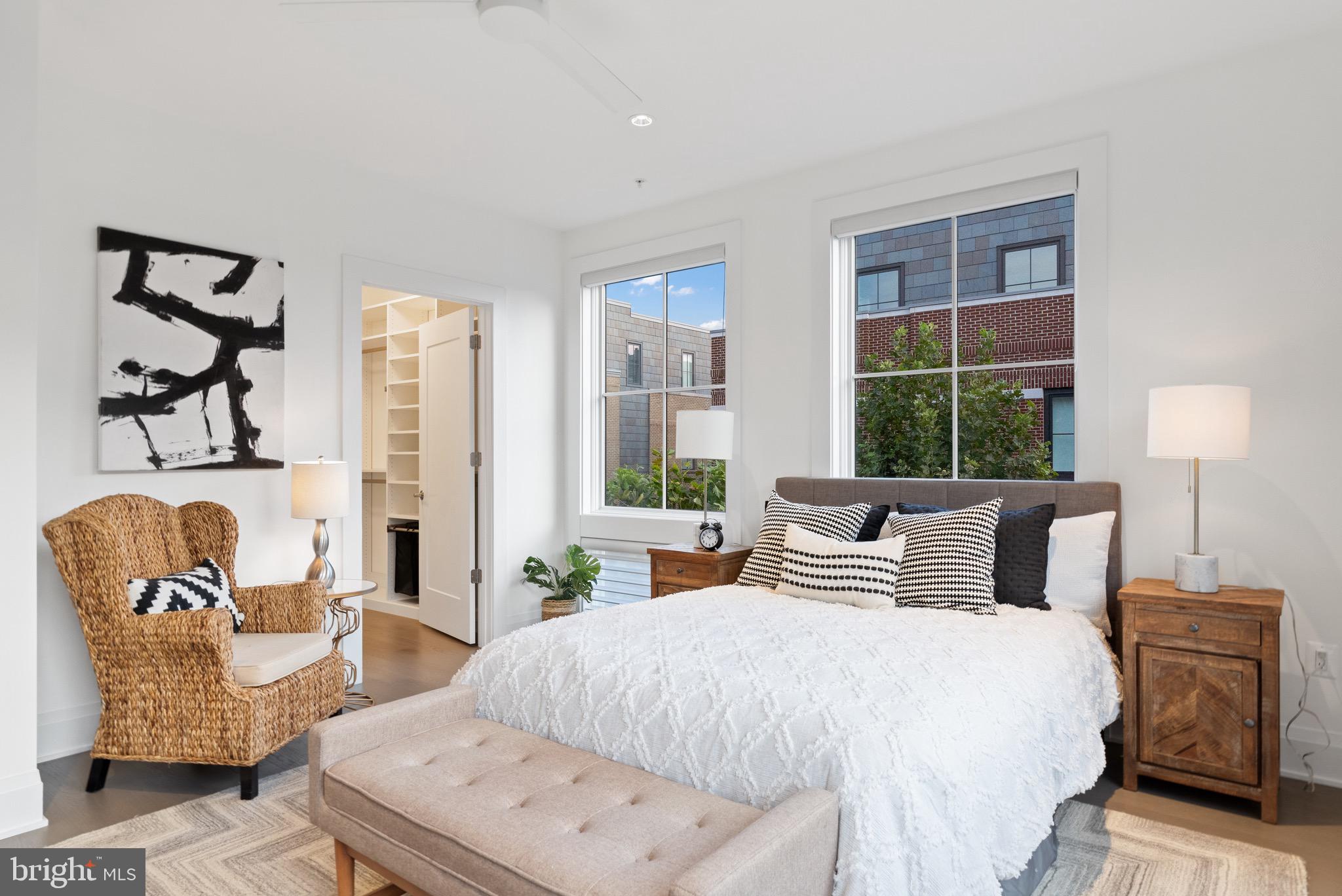 ROBINSON LANDING - Residential