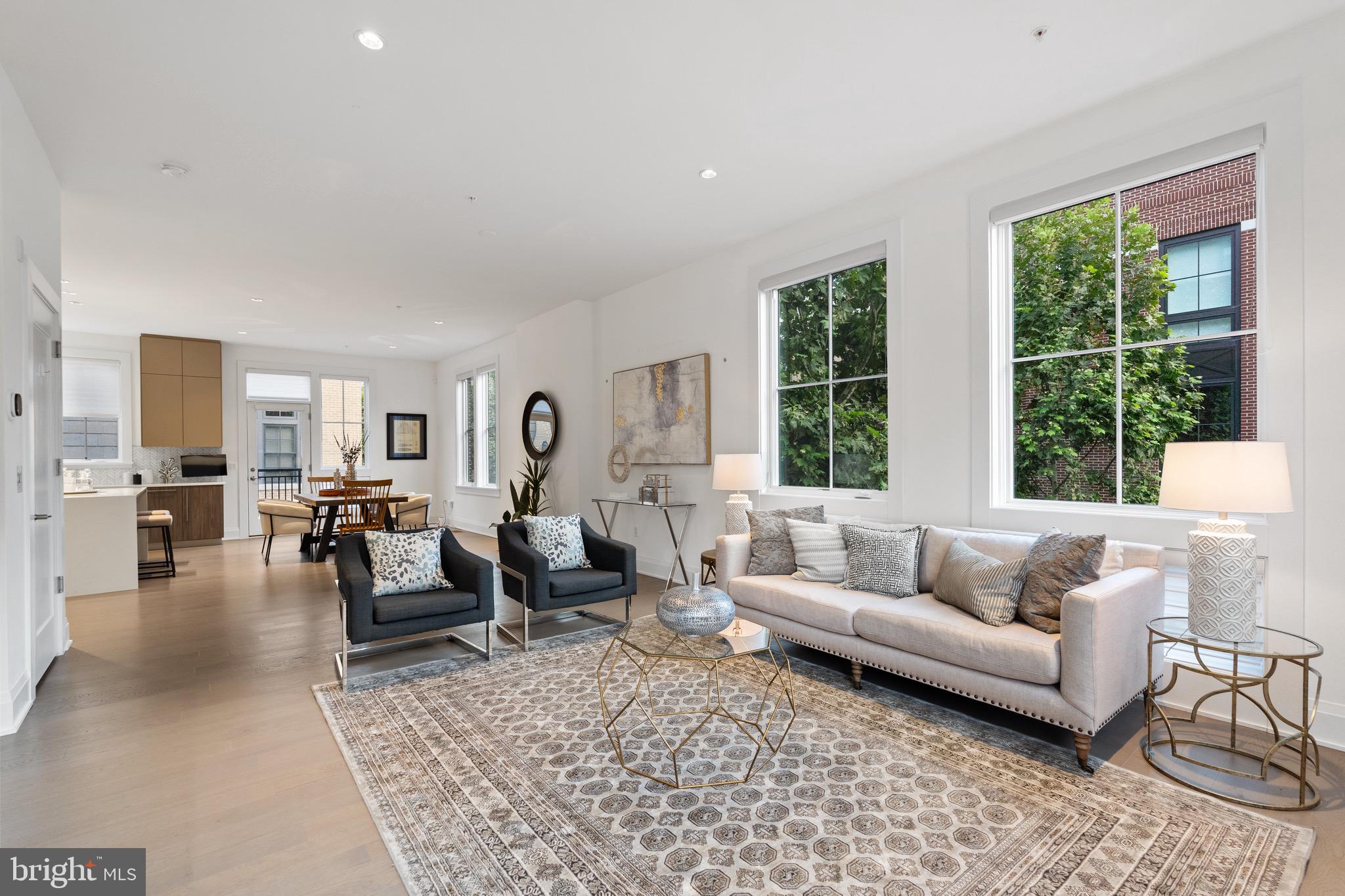 ROBINSON LANDING - Residential