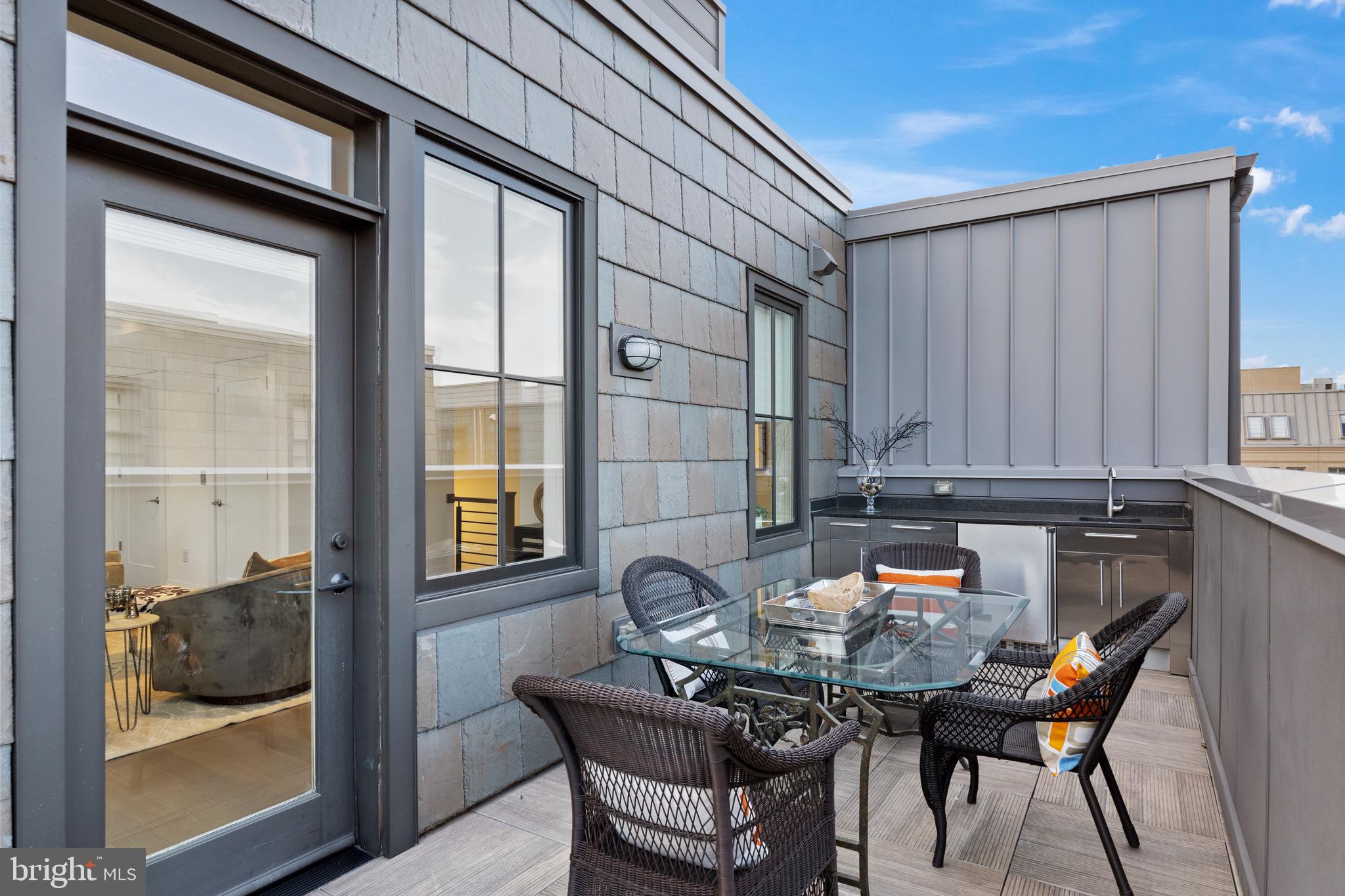 ROBINSON LANDING - Residential