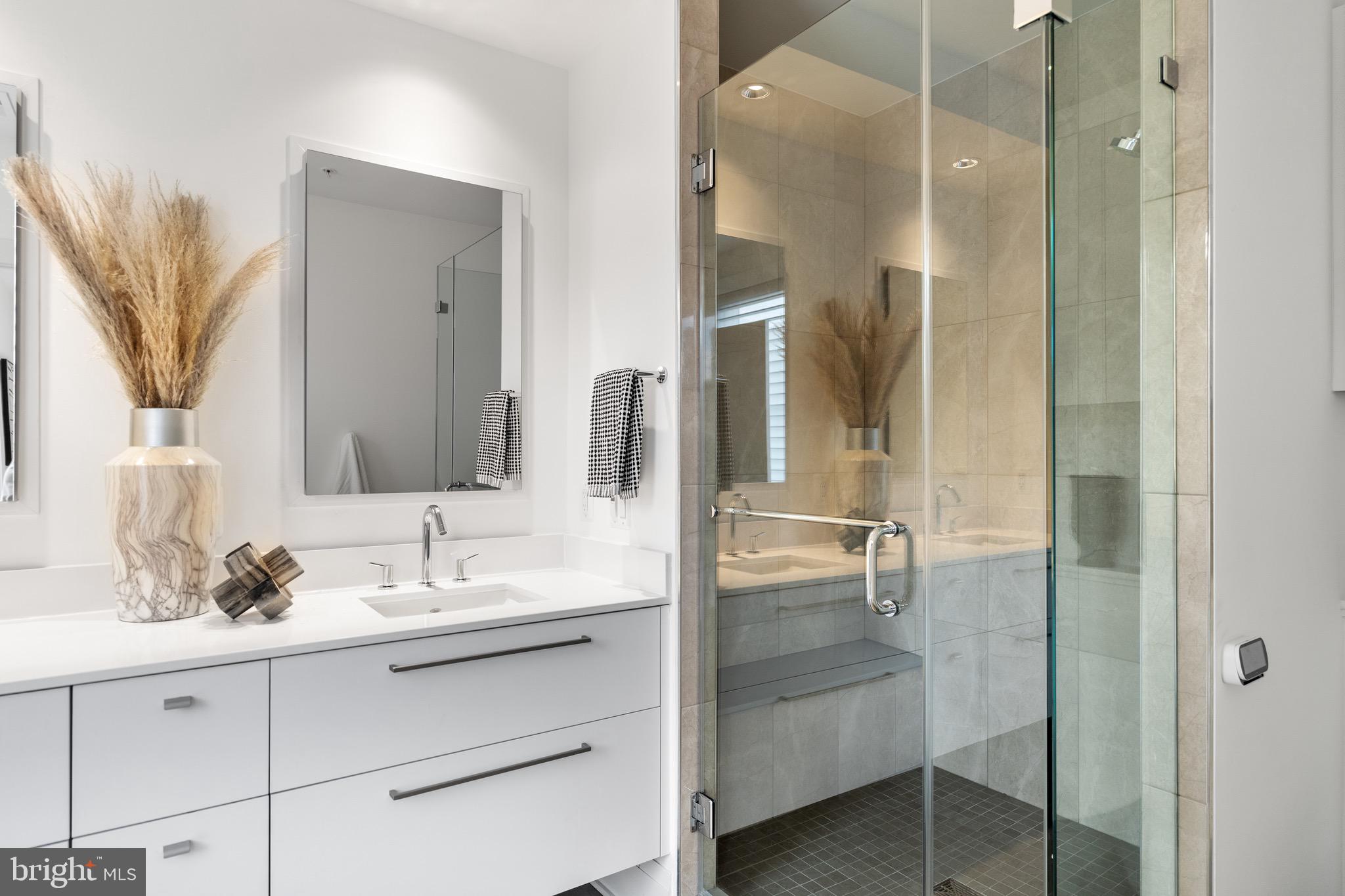 ROBINSON LANDING - Residential