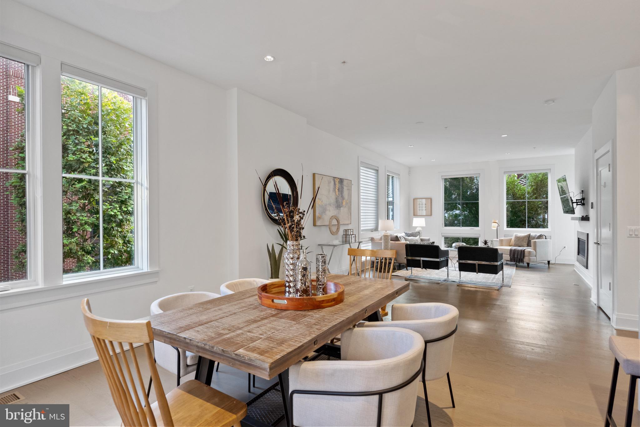 ROBINSON LANDING - Residential