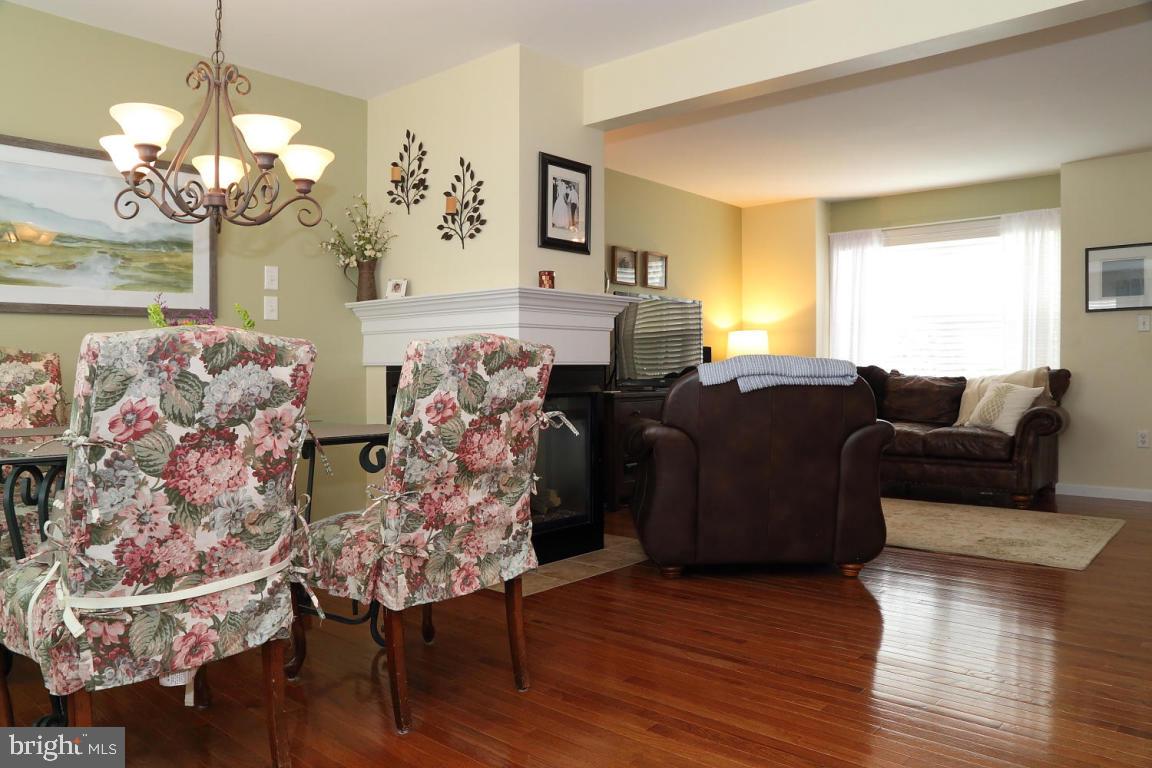 KISSEL HILL COMMONS - Residential