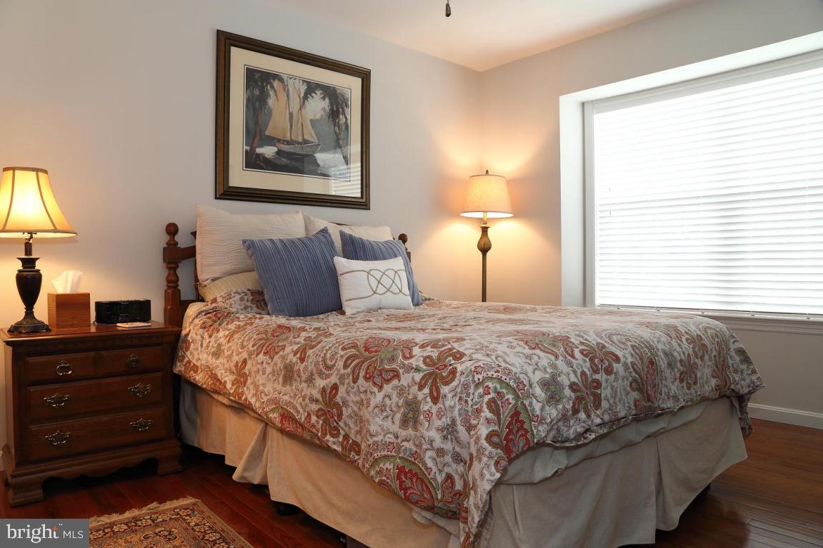 KISSEL HILL COMMONS - Residential