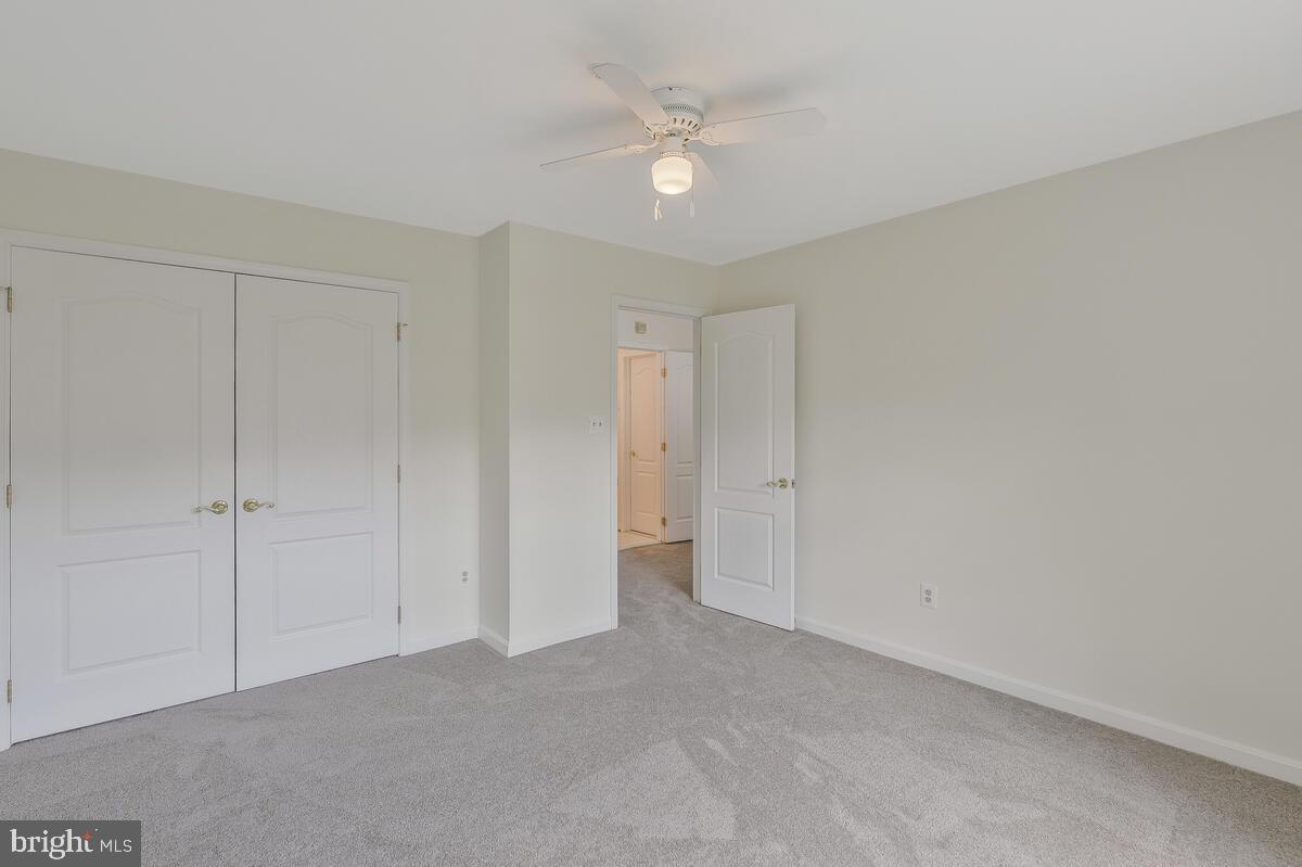 ROLLING HILLS ESTATES - Residential