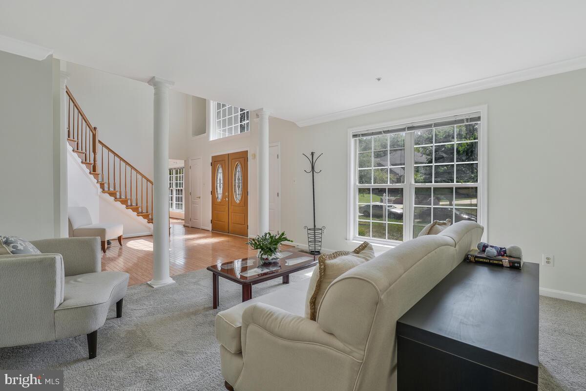 ROLLING HILLS ESTATES - Residential